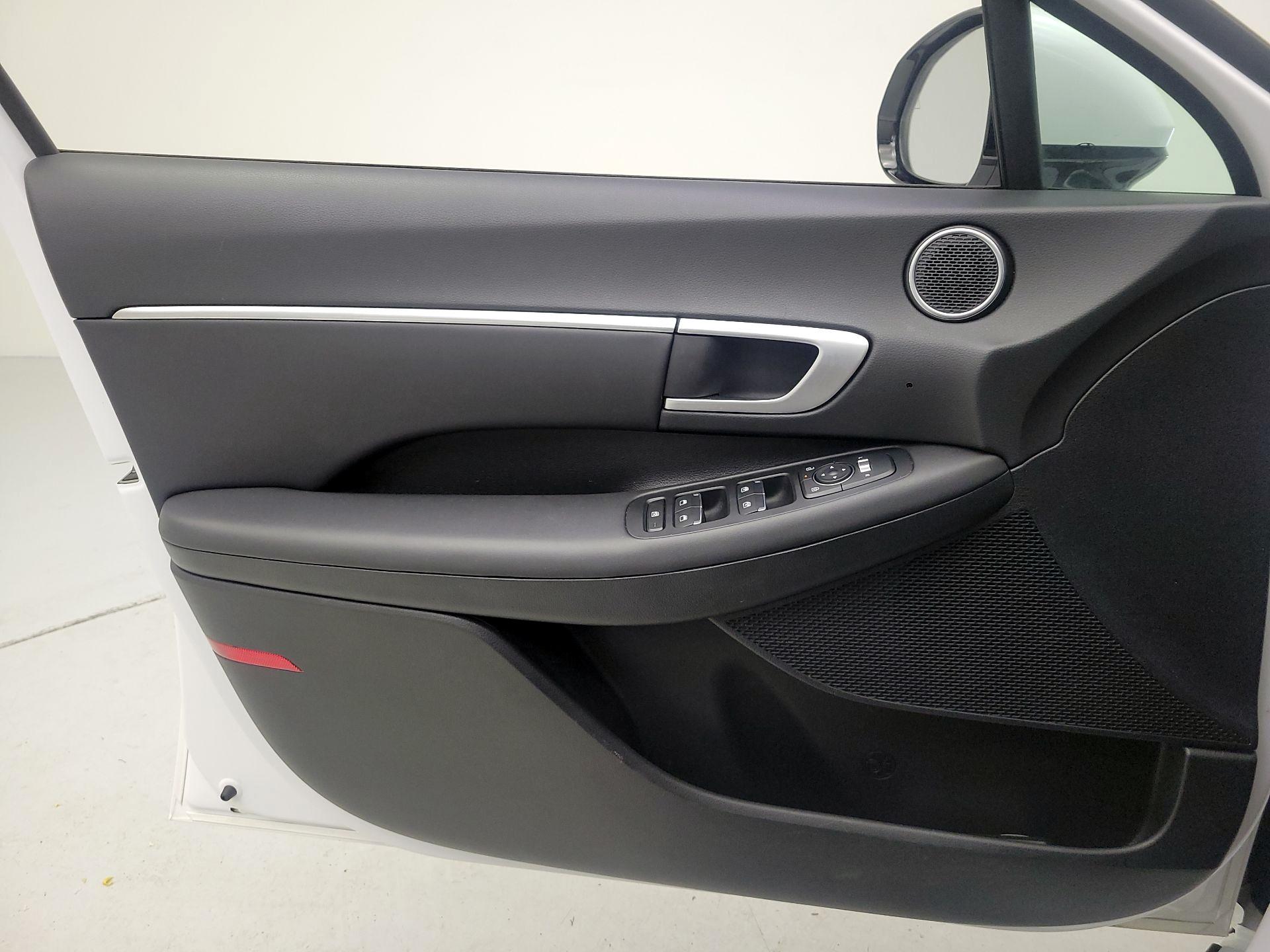 Thumbnail: 2025 Hyundai Sonata - 12