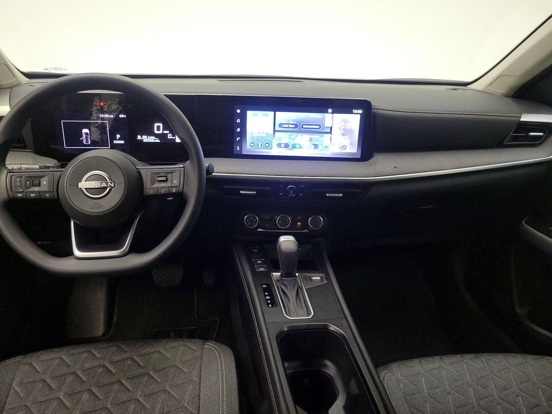 Thumbnail: 2025 Nissan Kicks - 9