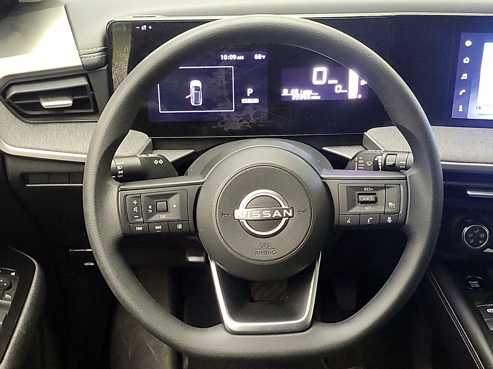 Thumbnail: 2025 Nissan Kicks - 10