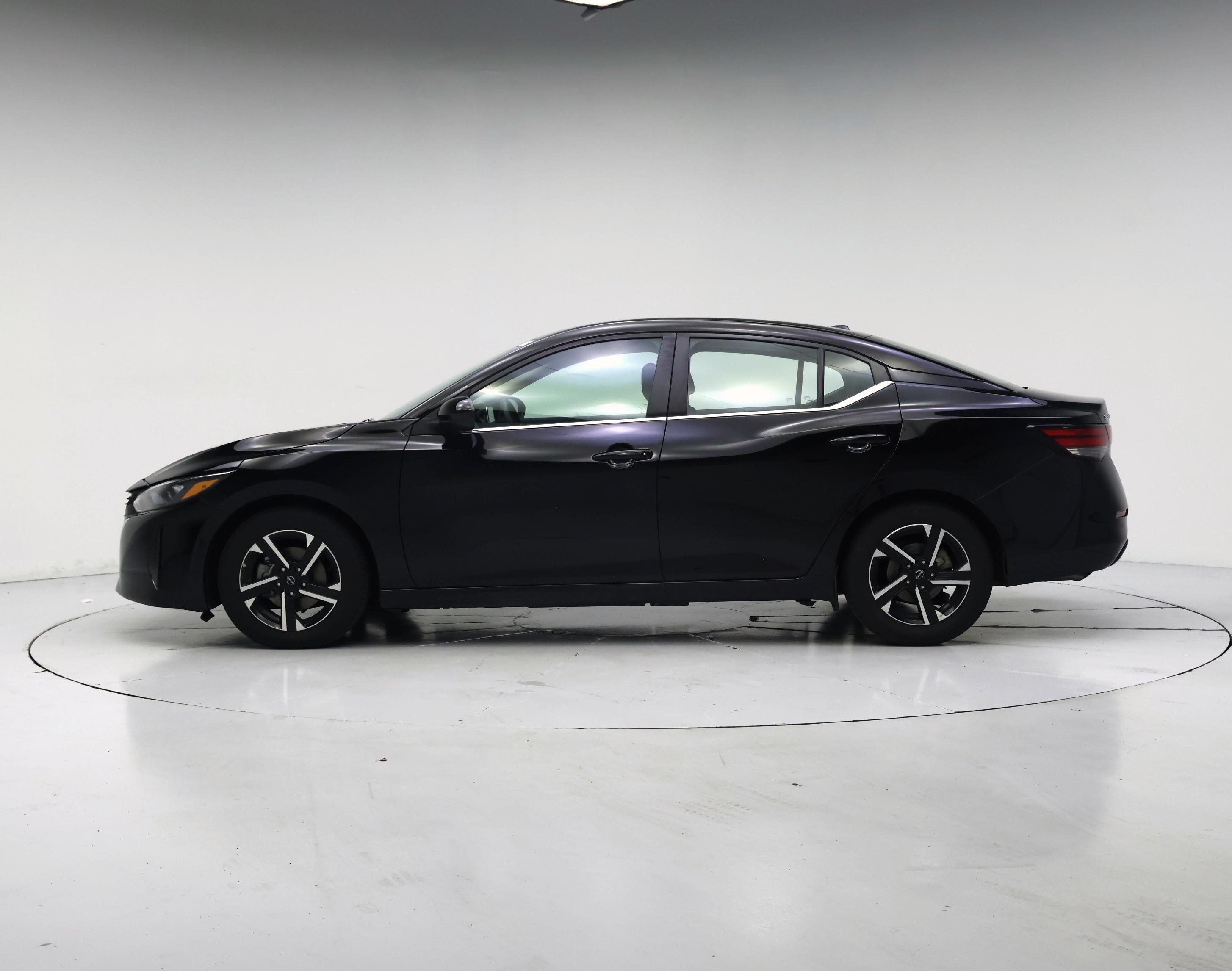 Thumbnail: 2024 Nissan Sentra - 3