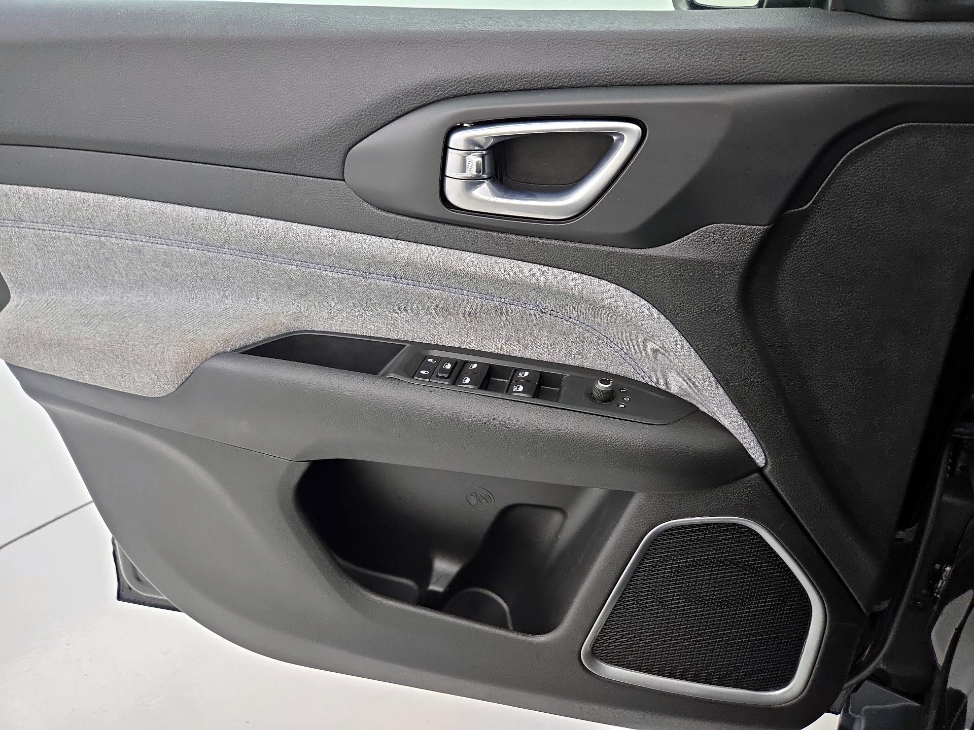 Thumbnail: 2025 Jeep Compass - 12