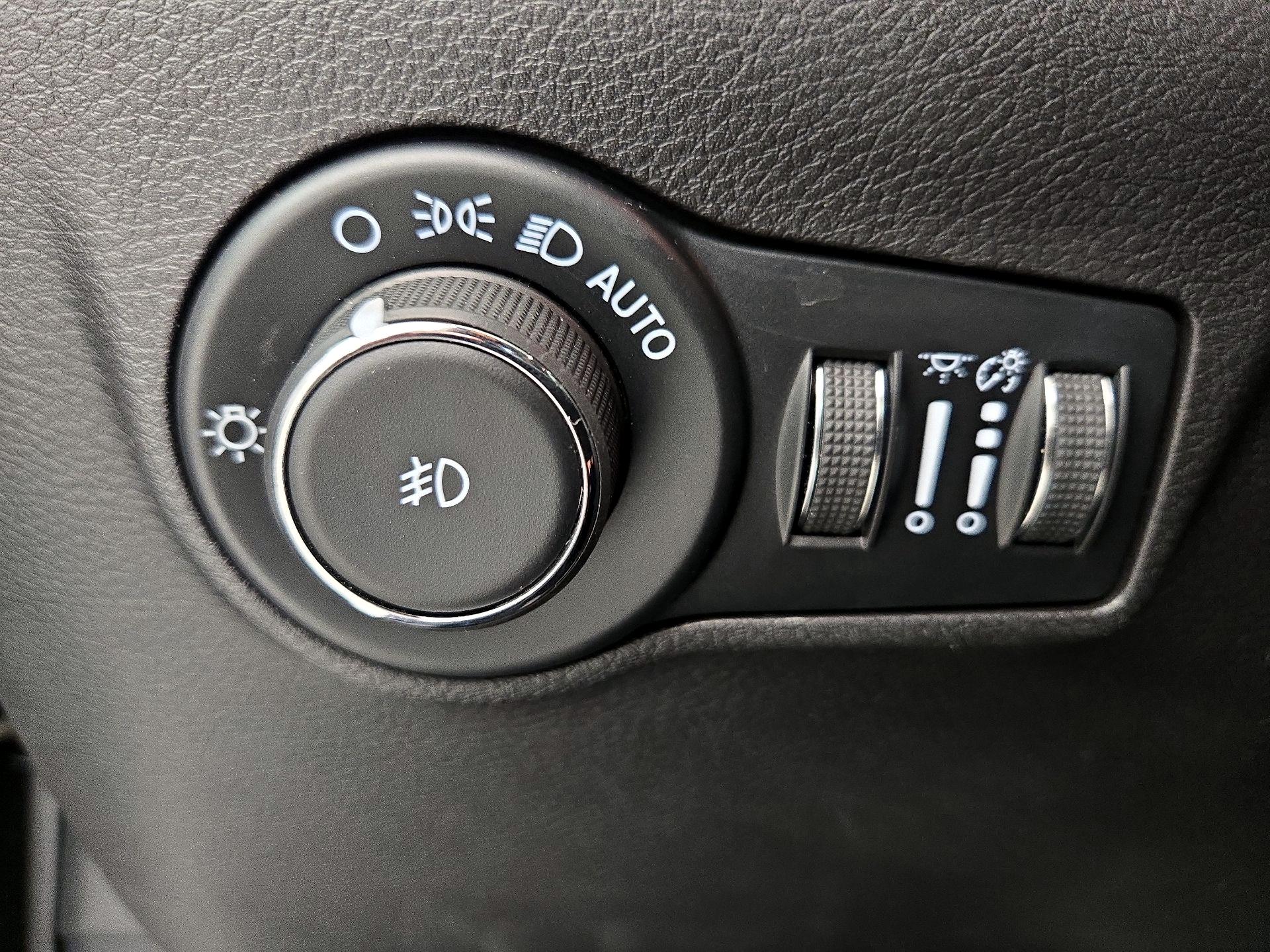 Thumbnail: 2025 Jeep Compass - 13