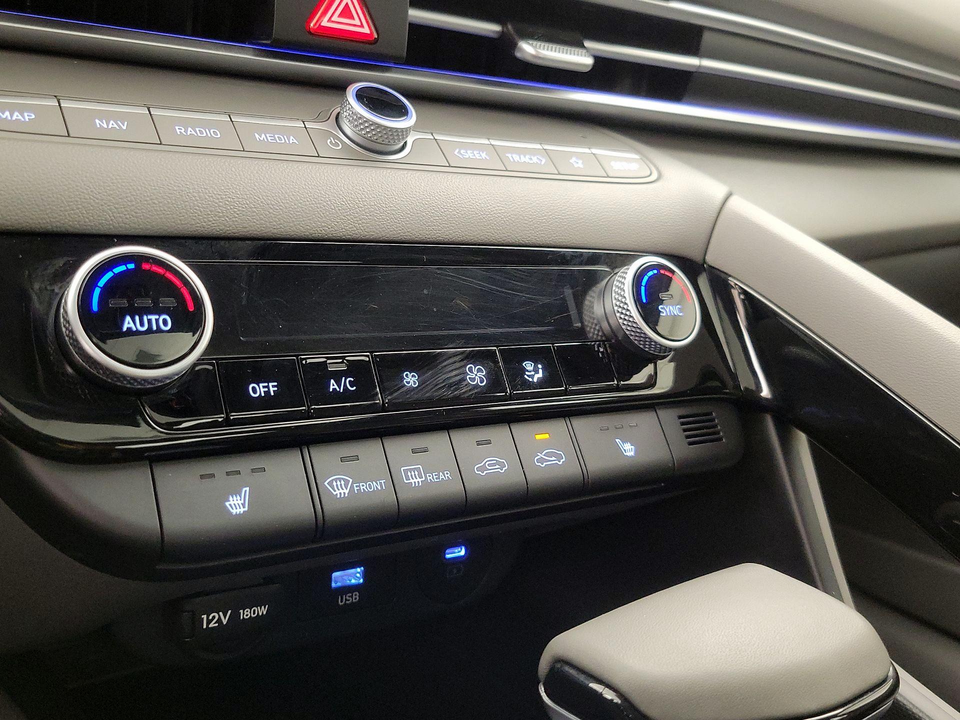 Thumbnail: 2025 Hyundai Elantra - 17