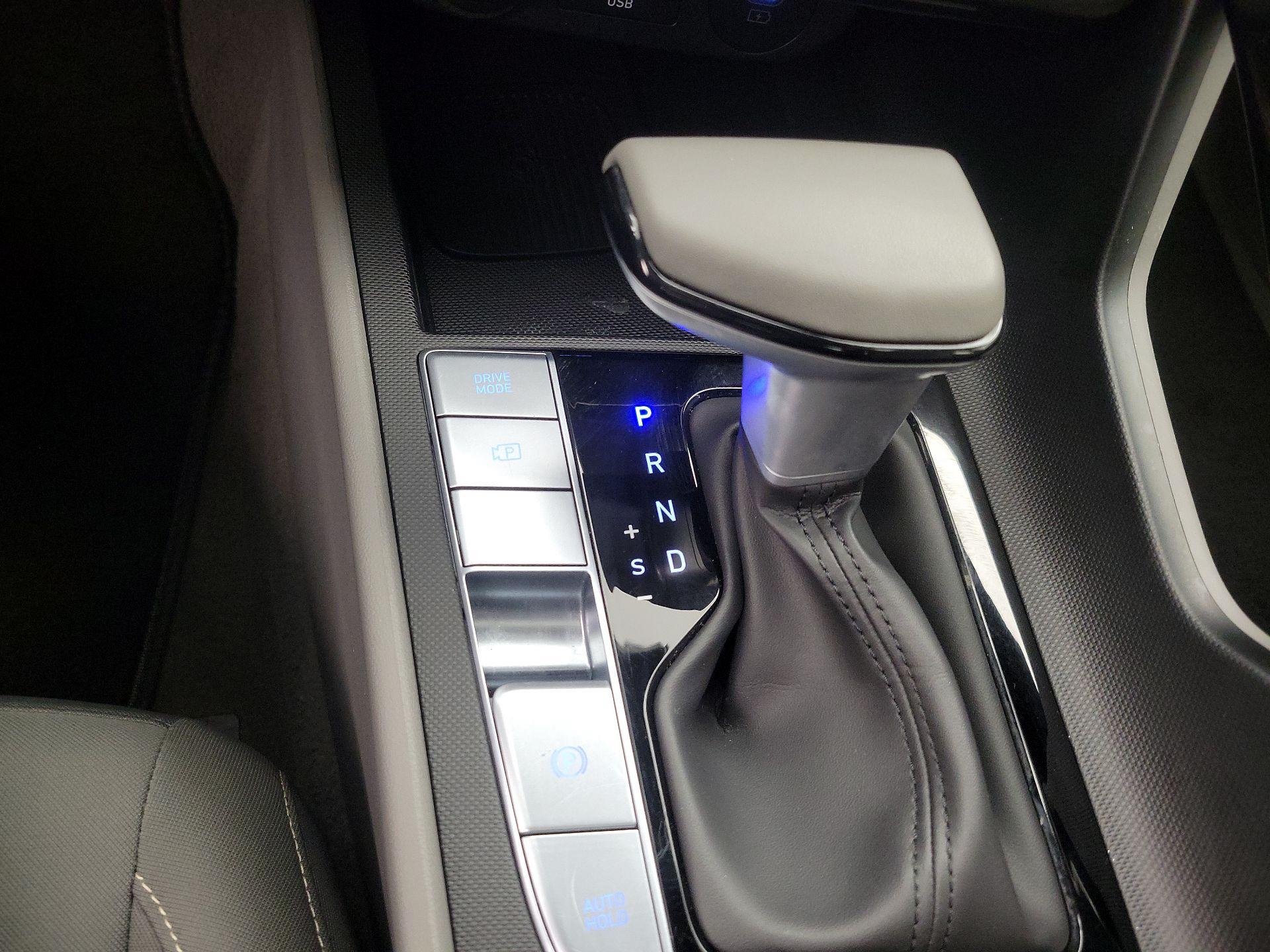 Thumbnail: 2025 Hyundai Elantra - 18