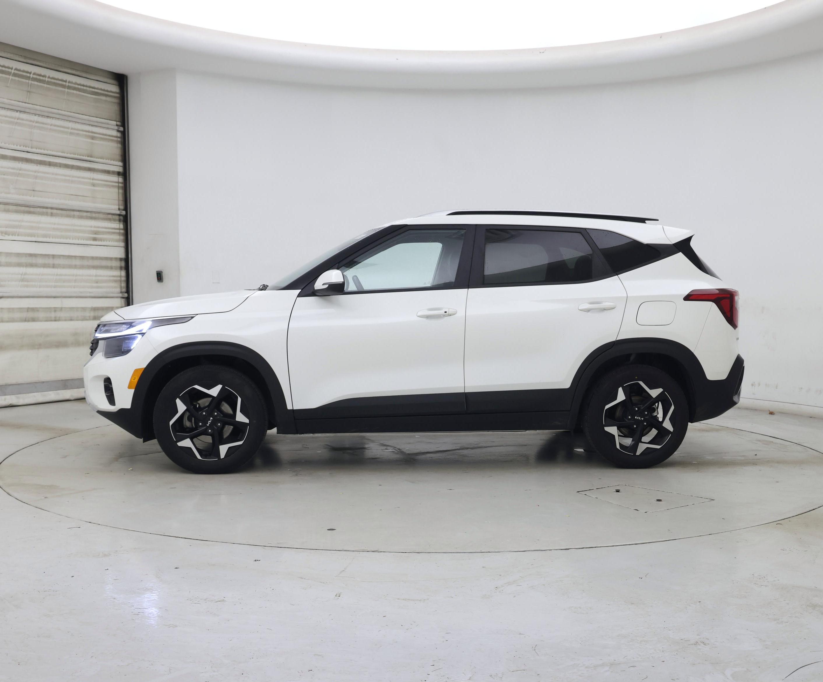 Thumbnail: 2025 Kia Seltos - 3