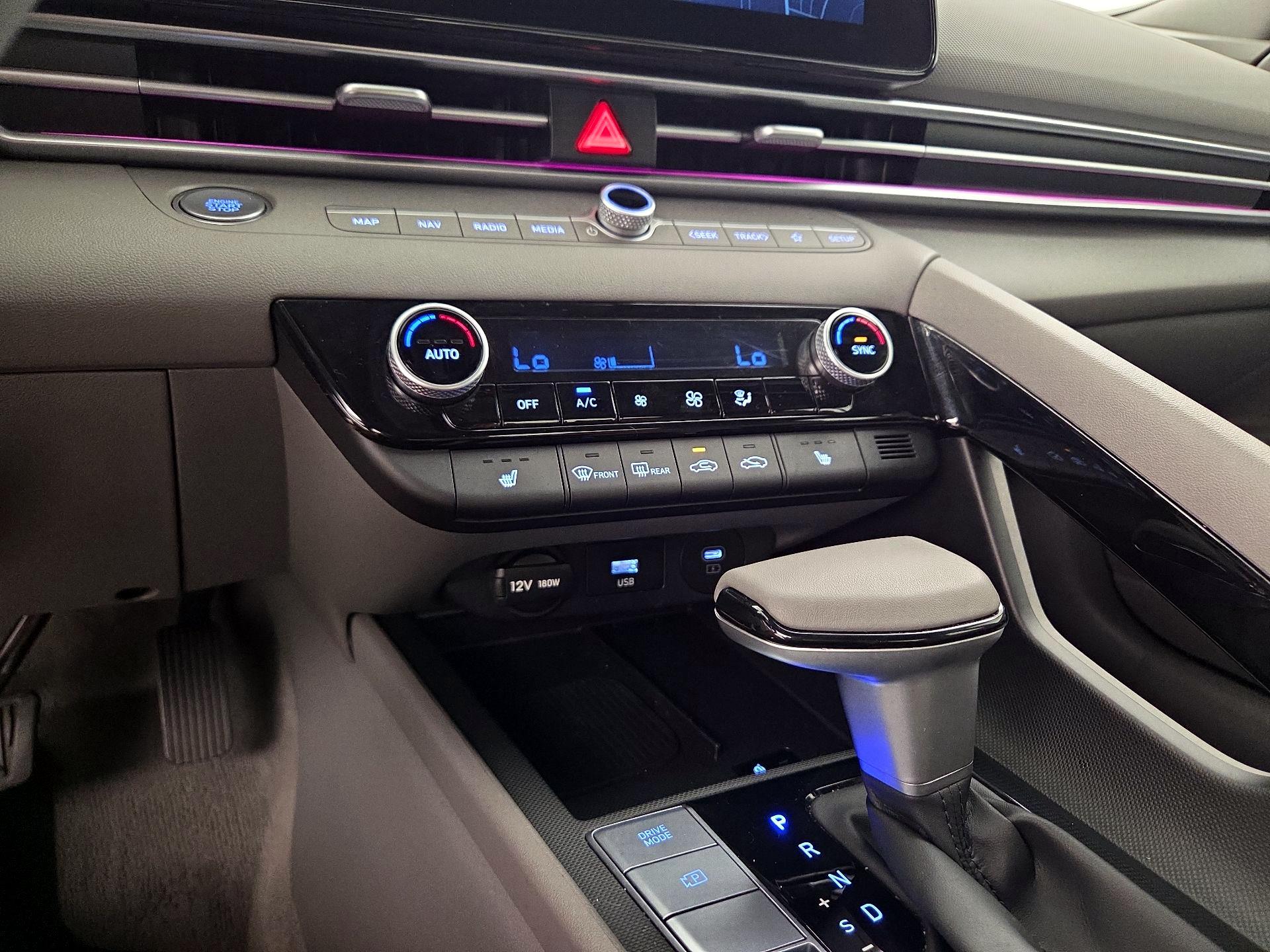 Thumbnail: 2025 Hyundai Elantra - 15