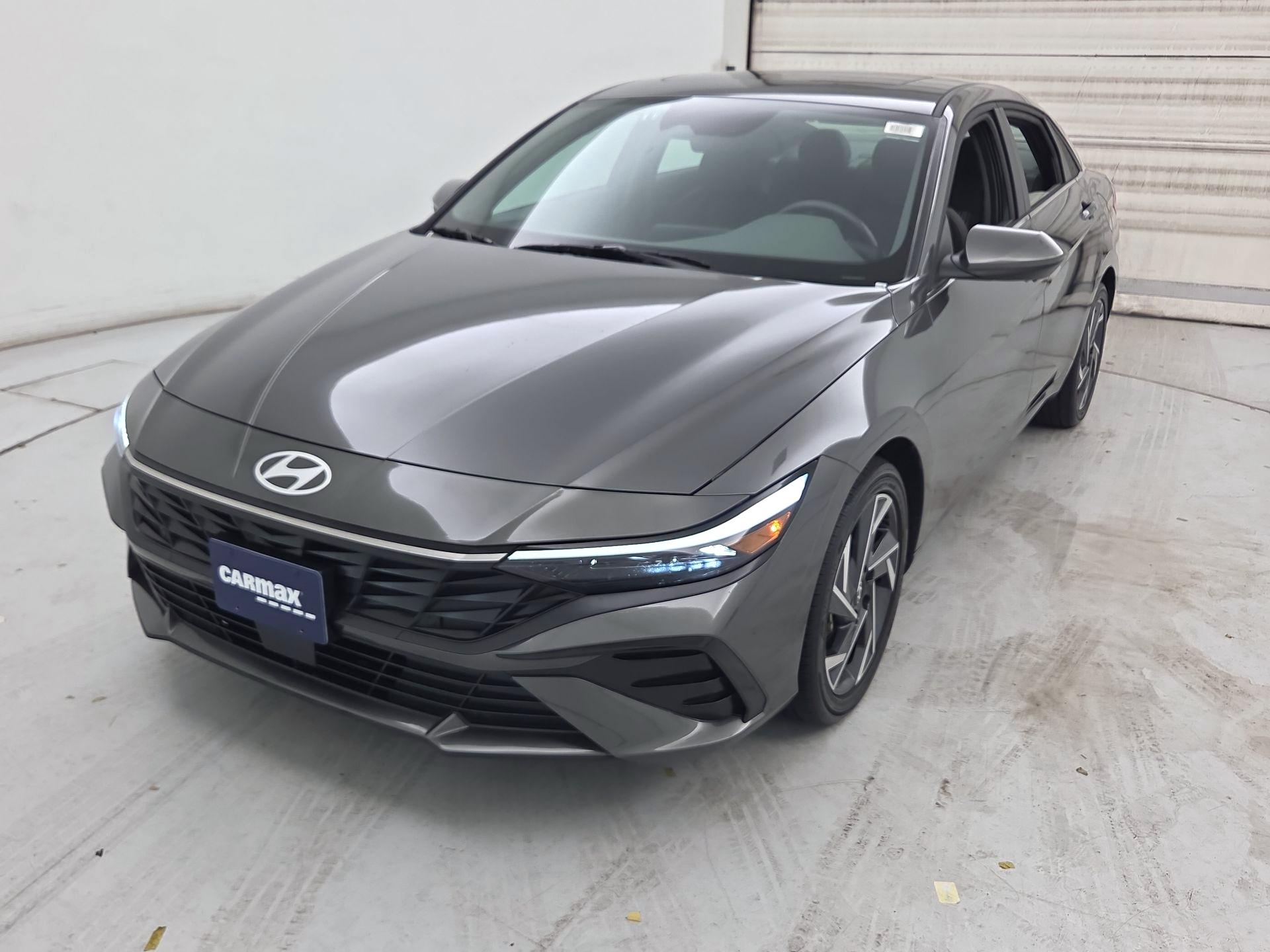 Thumbnail: 2025 Hyundai Elantra - 3