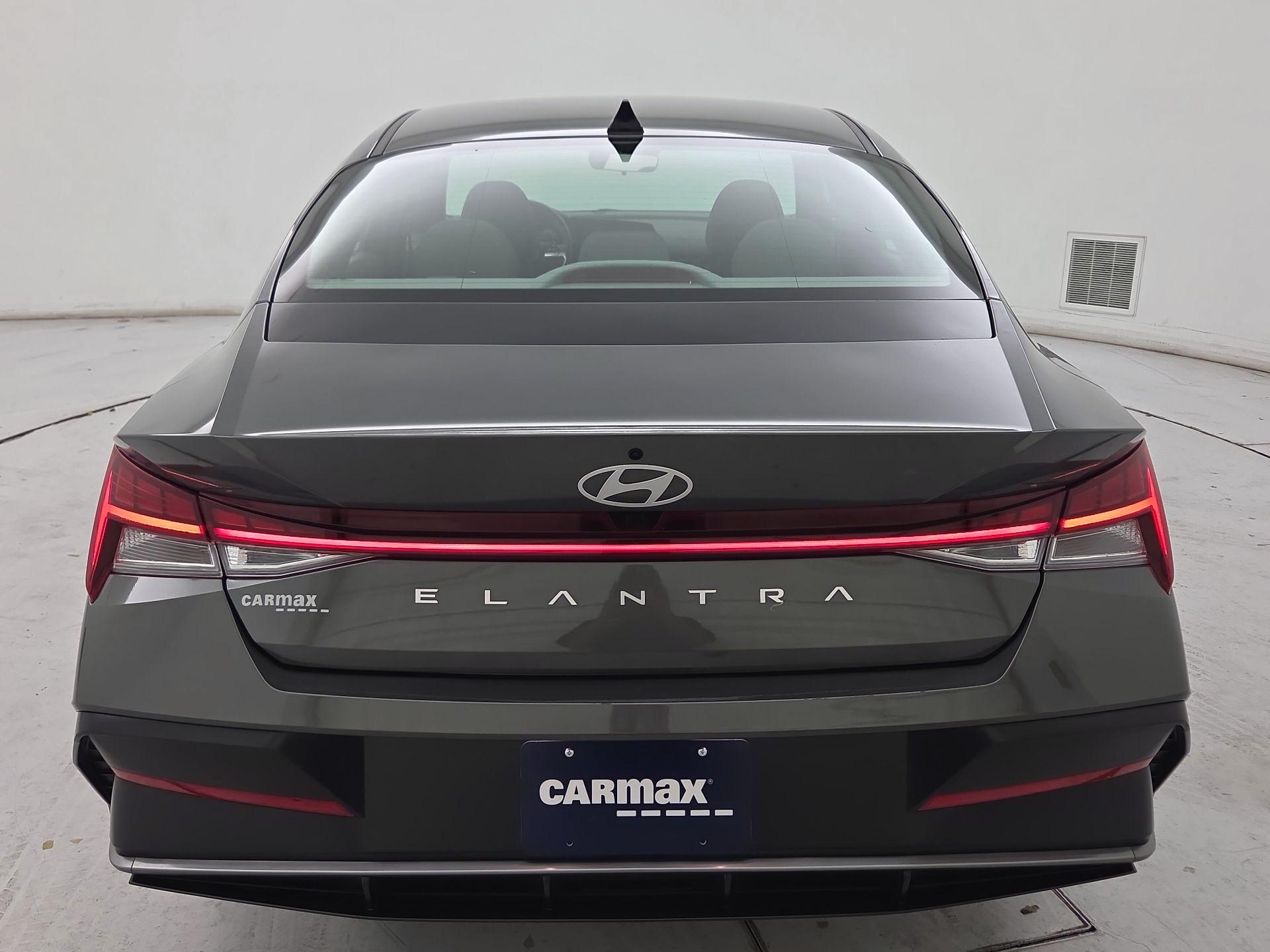 Thumbnail: 2025 Hyundai Elantra - 6