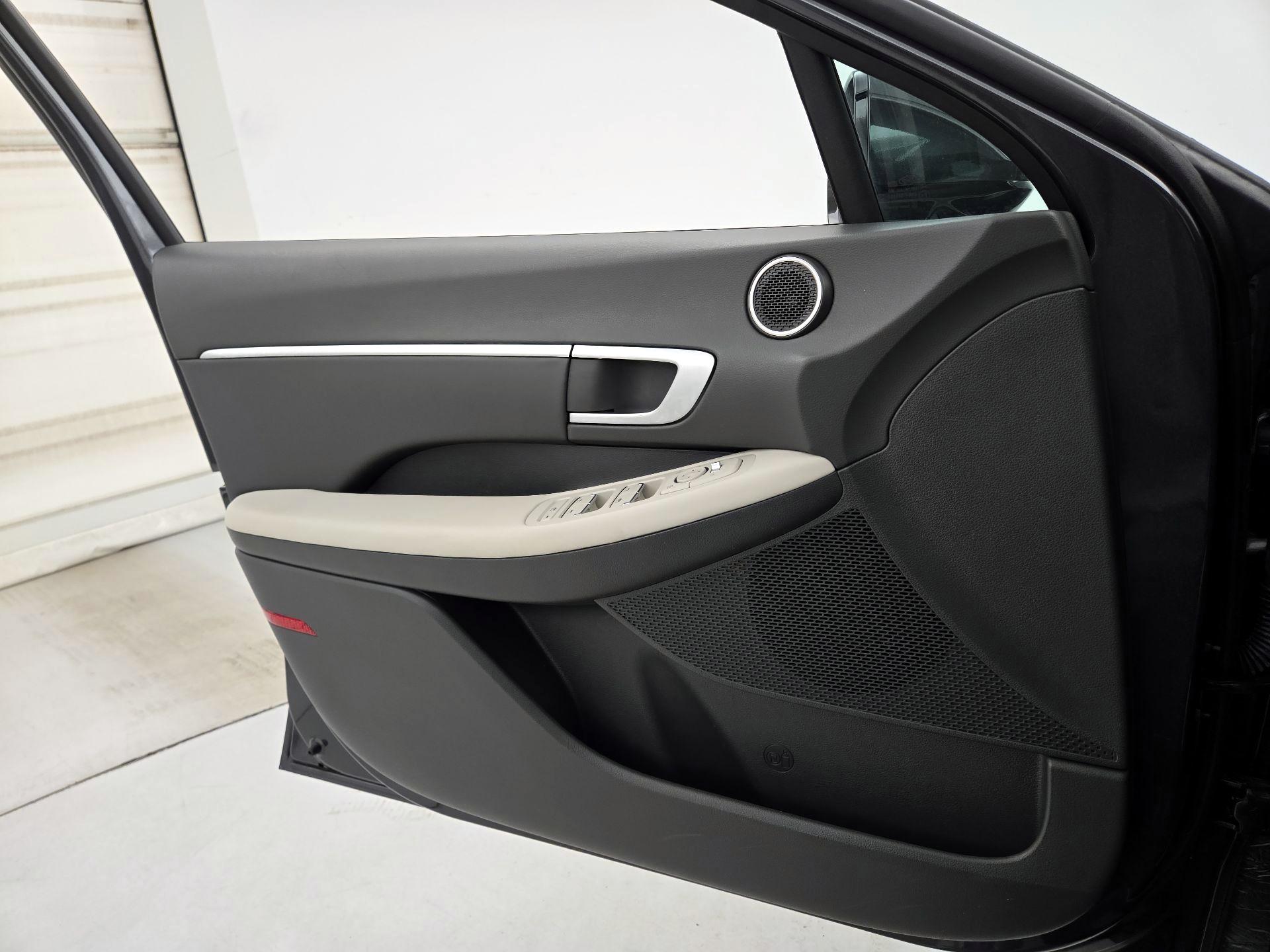 Thumbnail: 2025 Hyundai Sonata - 12