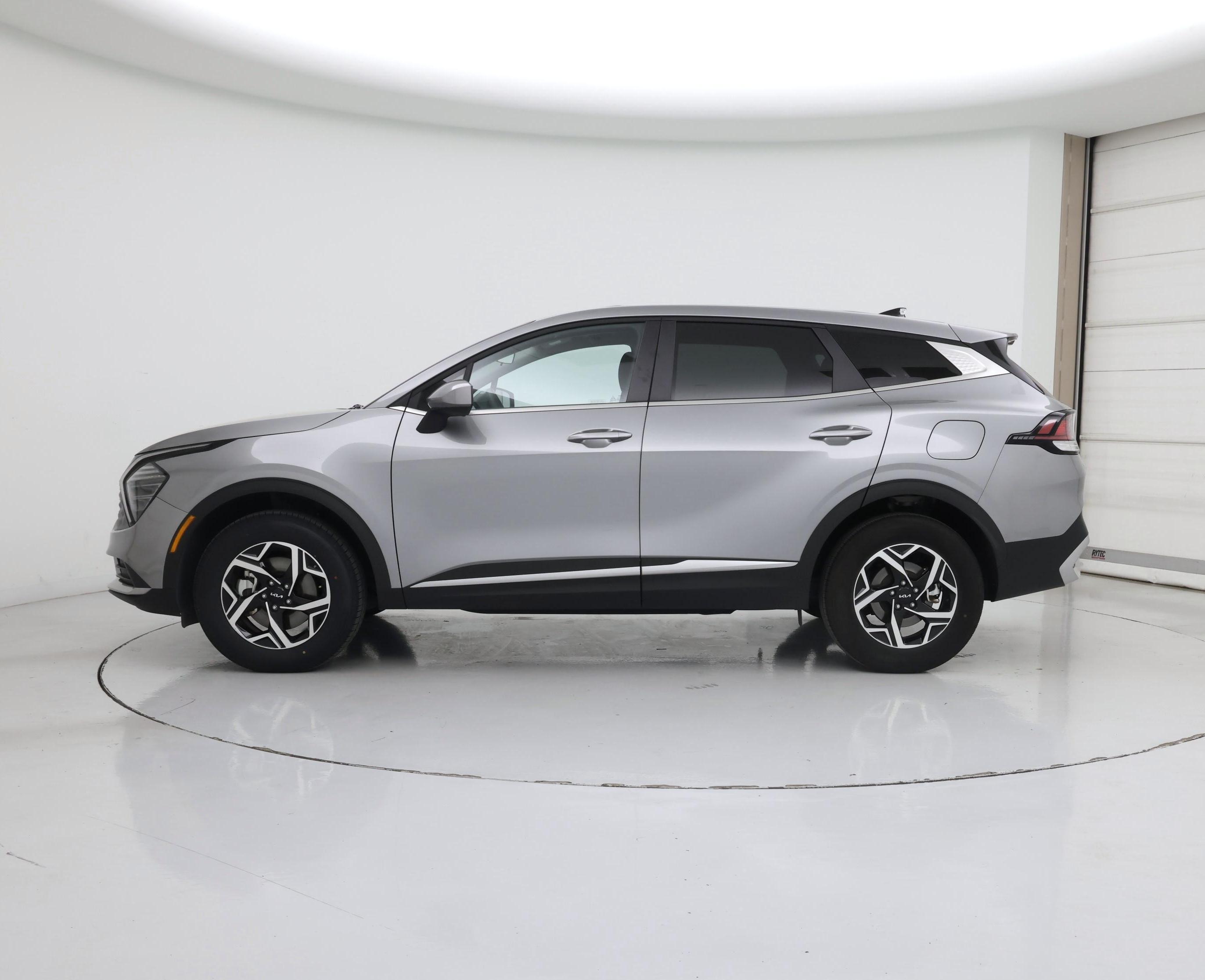 Thumbnail: 2025 Kia Sportage - 3