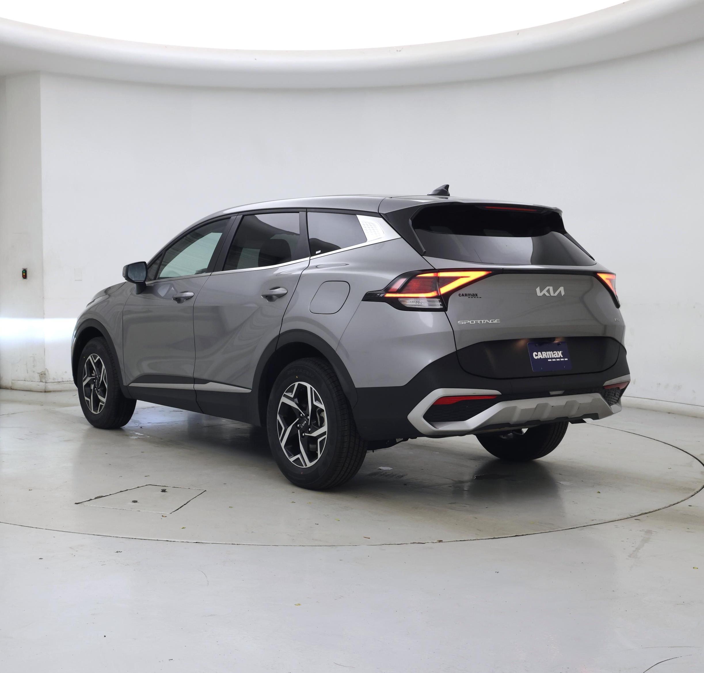 Thumbnail: 2025 Kia Sportage - 2