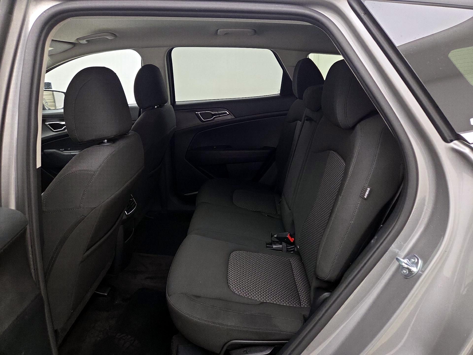 Thumbnail: 2025 Kia Sportage - 19