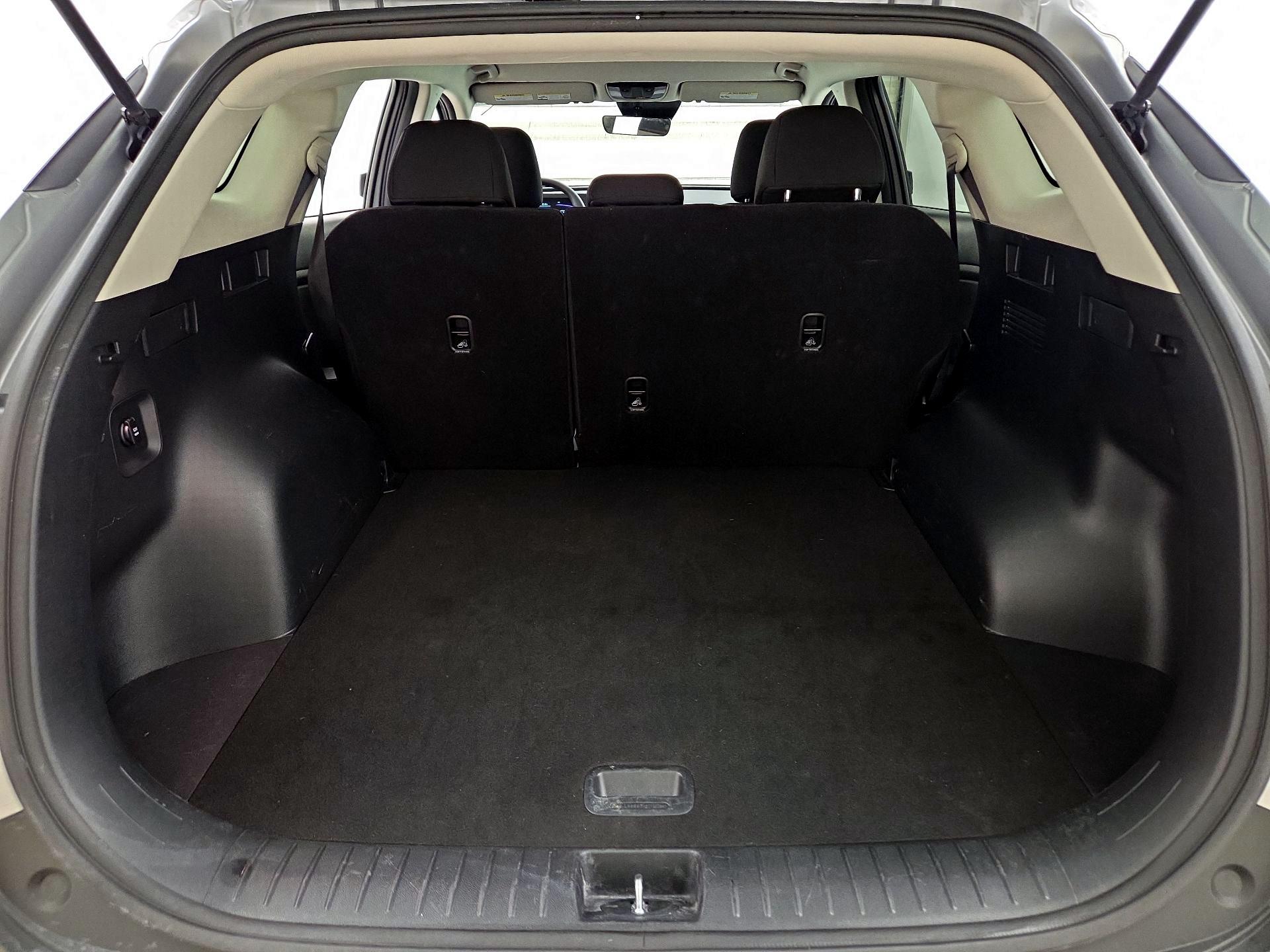 Thumbnail: 2025 Kia Sportage - 20