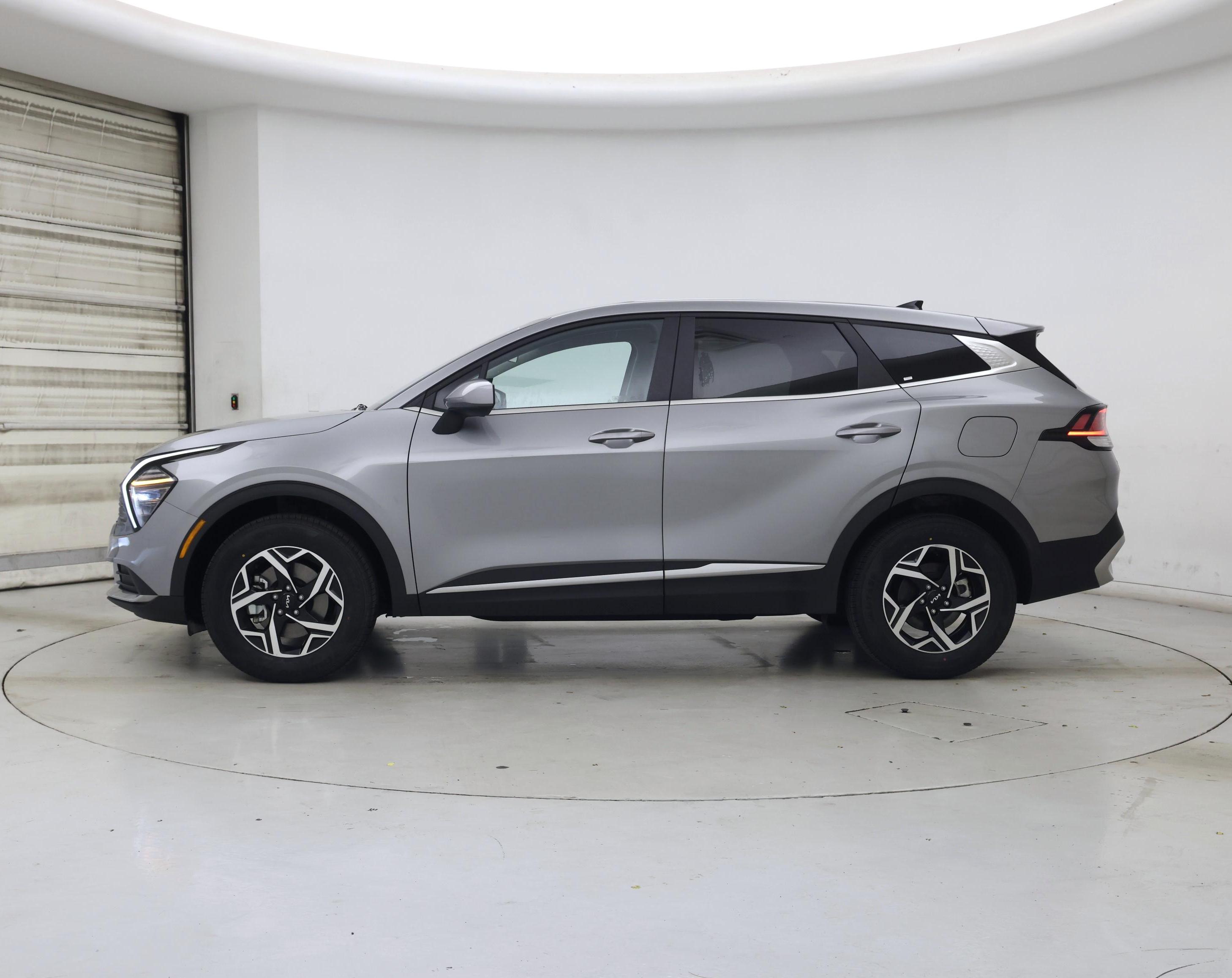 Thumbnail: 2025 Kia Sportage - 3