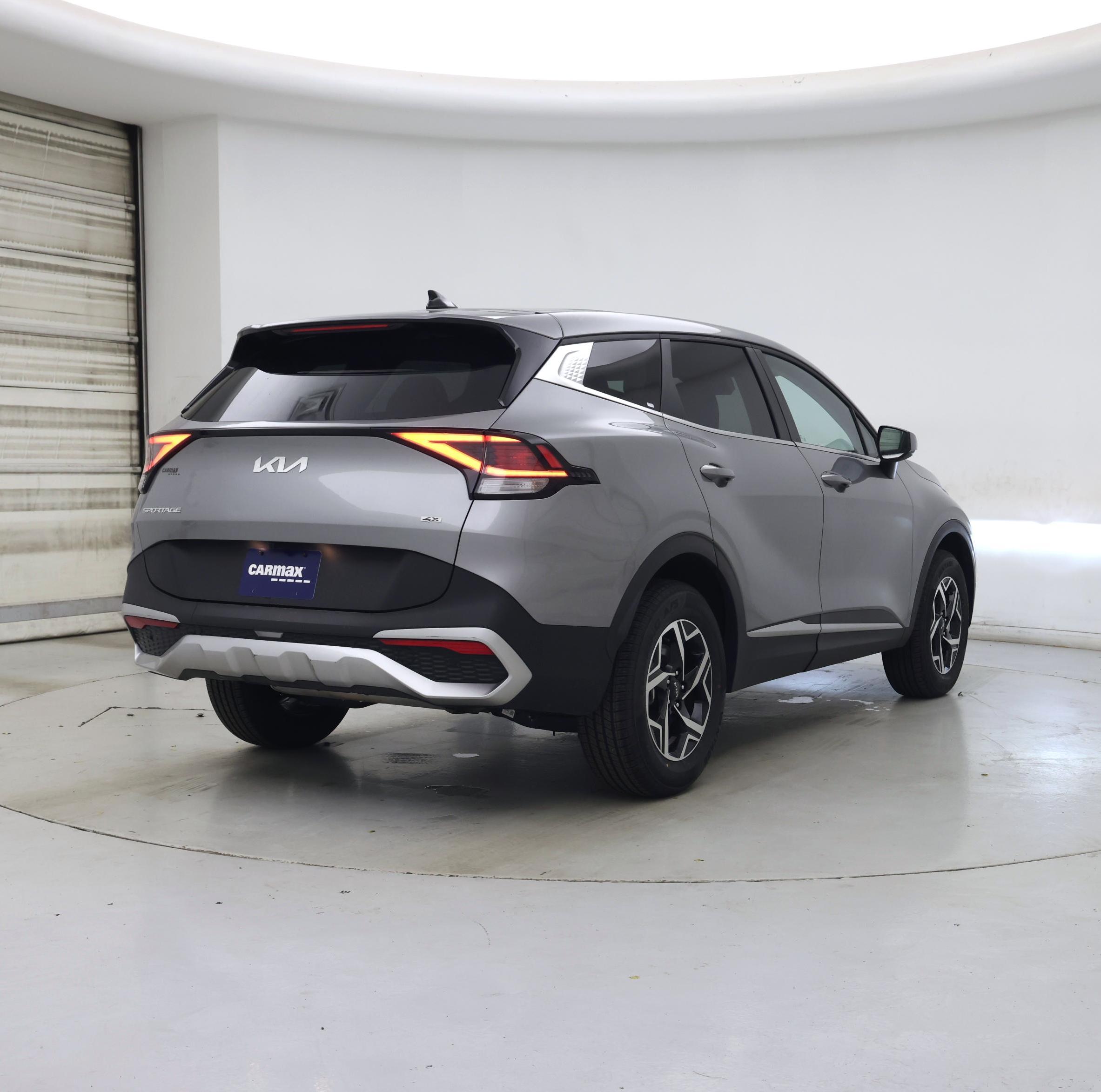 Thumbnail: 2025 Kia Sportage - 8