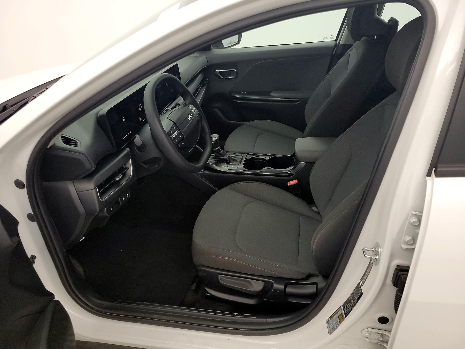 Thumbnail: 2025 Kia K4 - 11