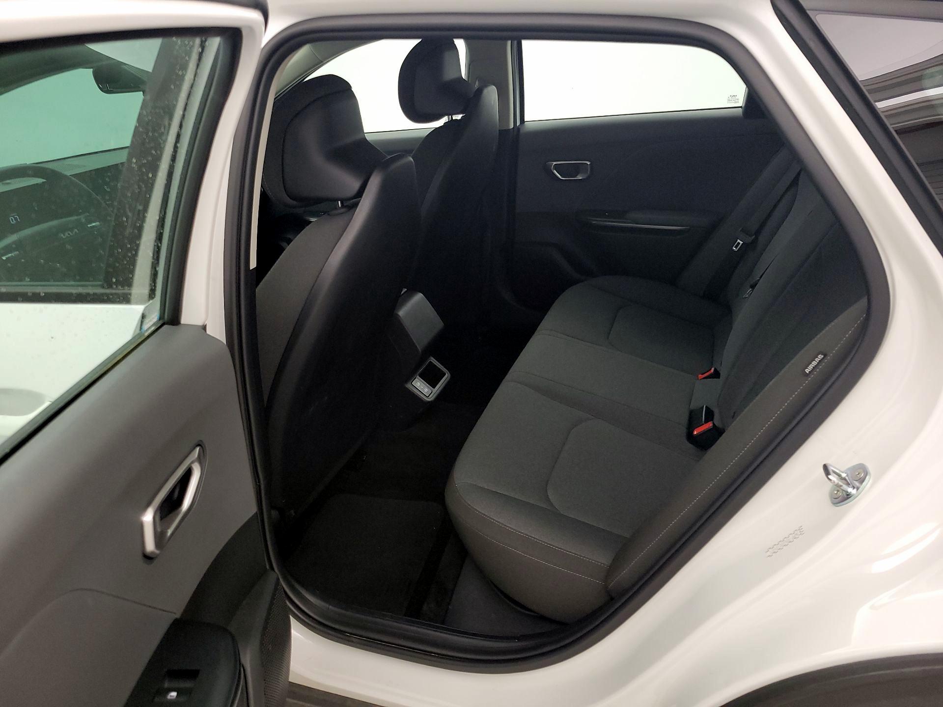 Thumbnail: 2025 Kia K4 - 19