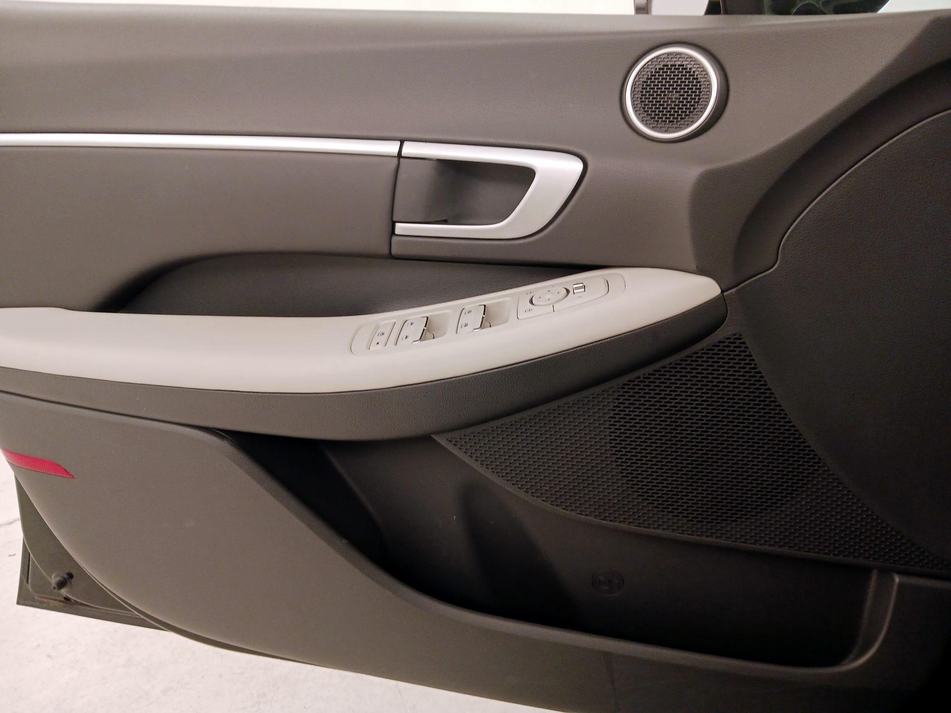 Thumbnail: 2025 Hyundai Sonata - 12