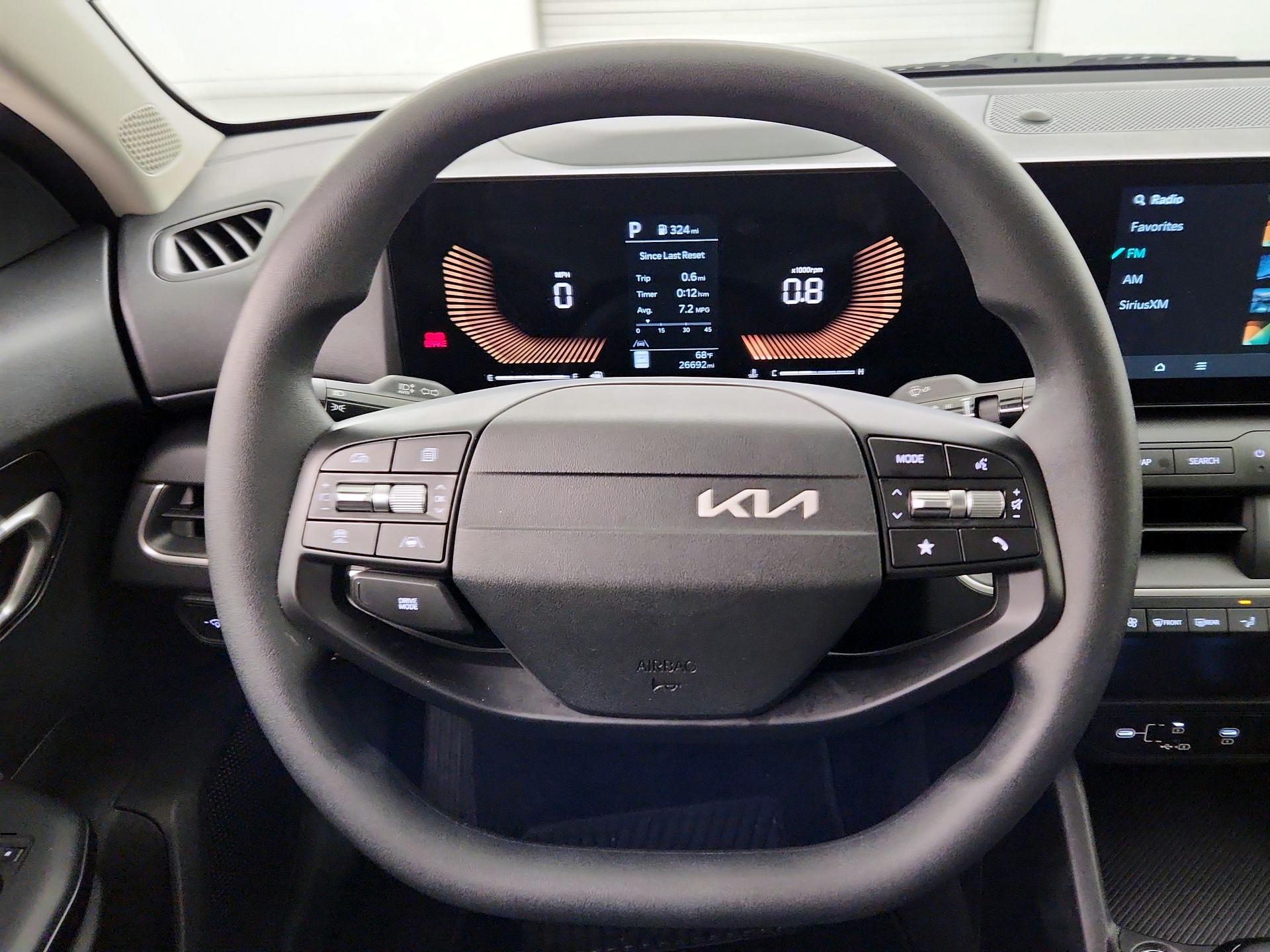 Thumbnail: 2025 Kia K4 - 10