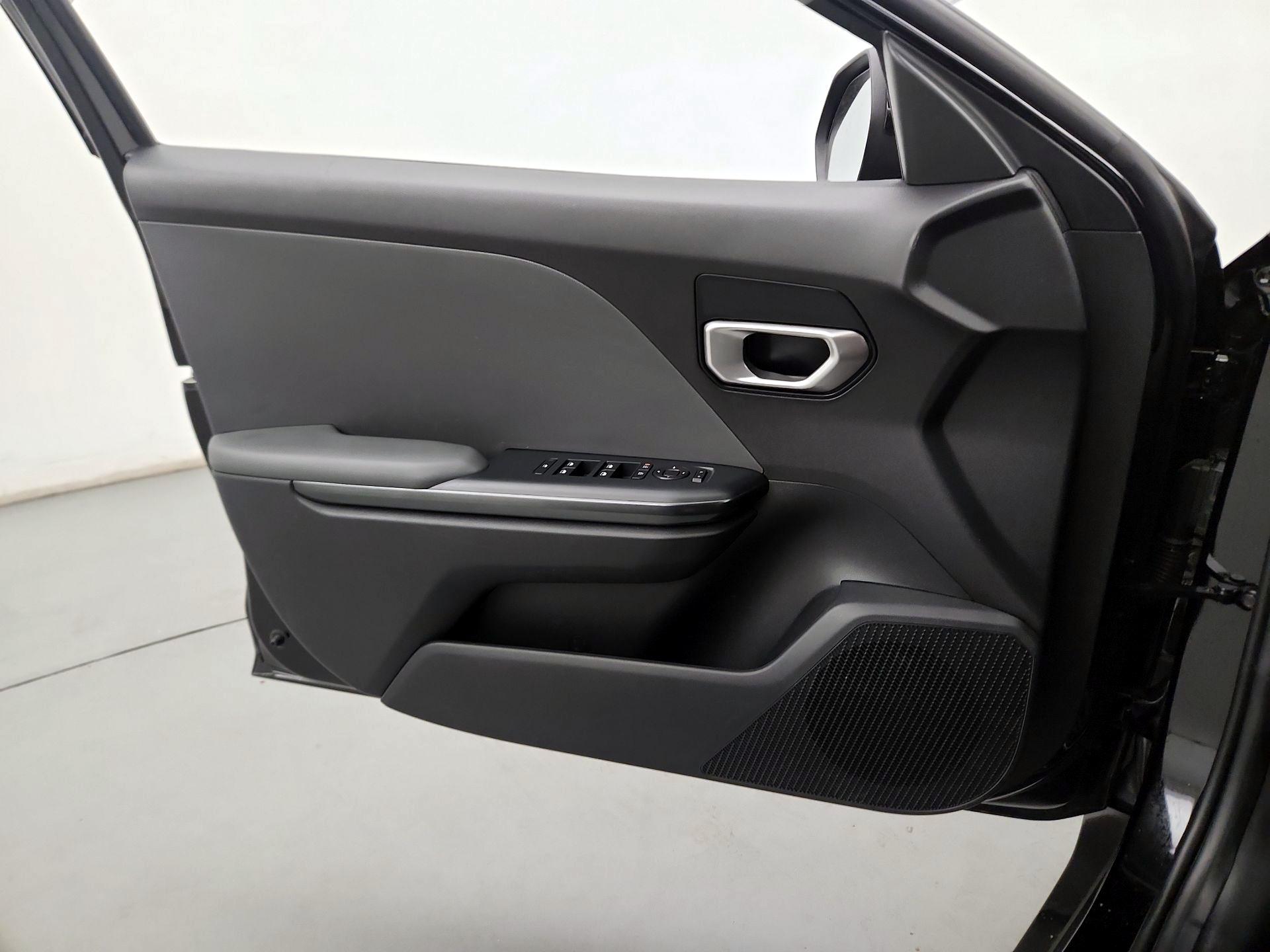 Thumbnail: 2025 Kia K4 - 12