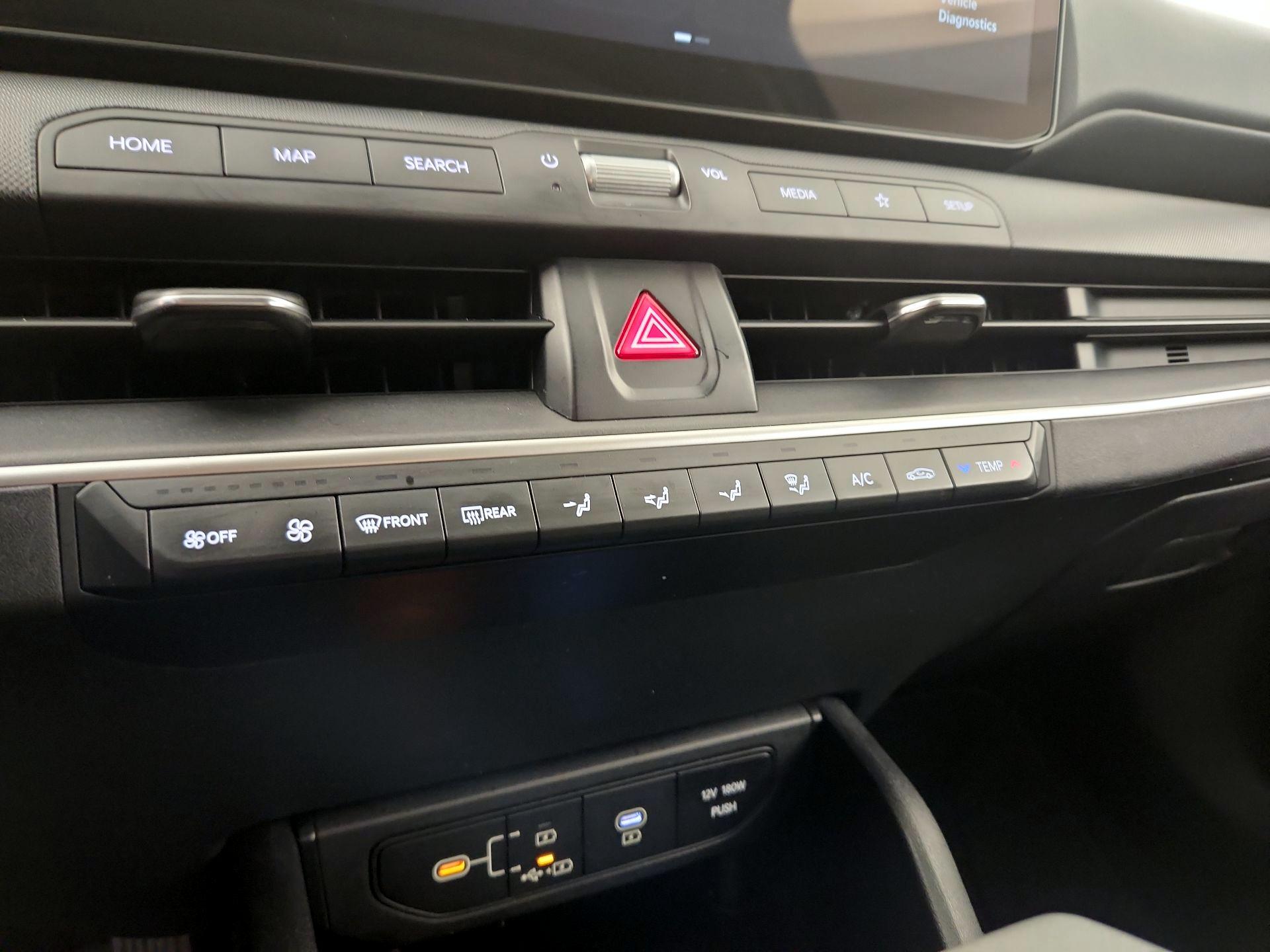 Thumbnail: 2025 Kia K4 - 16