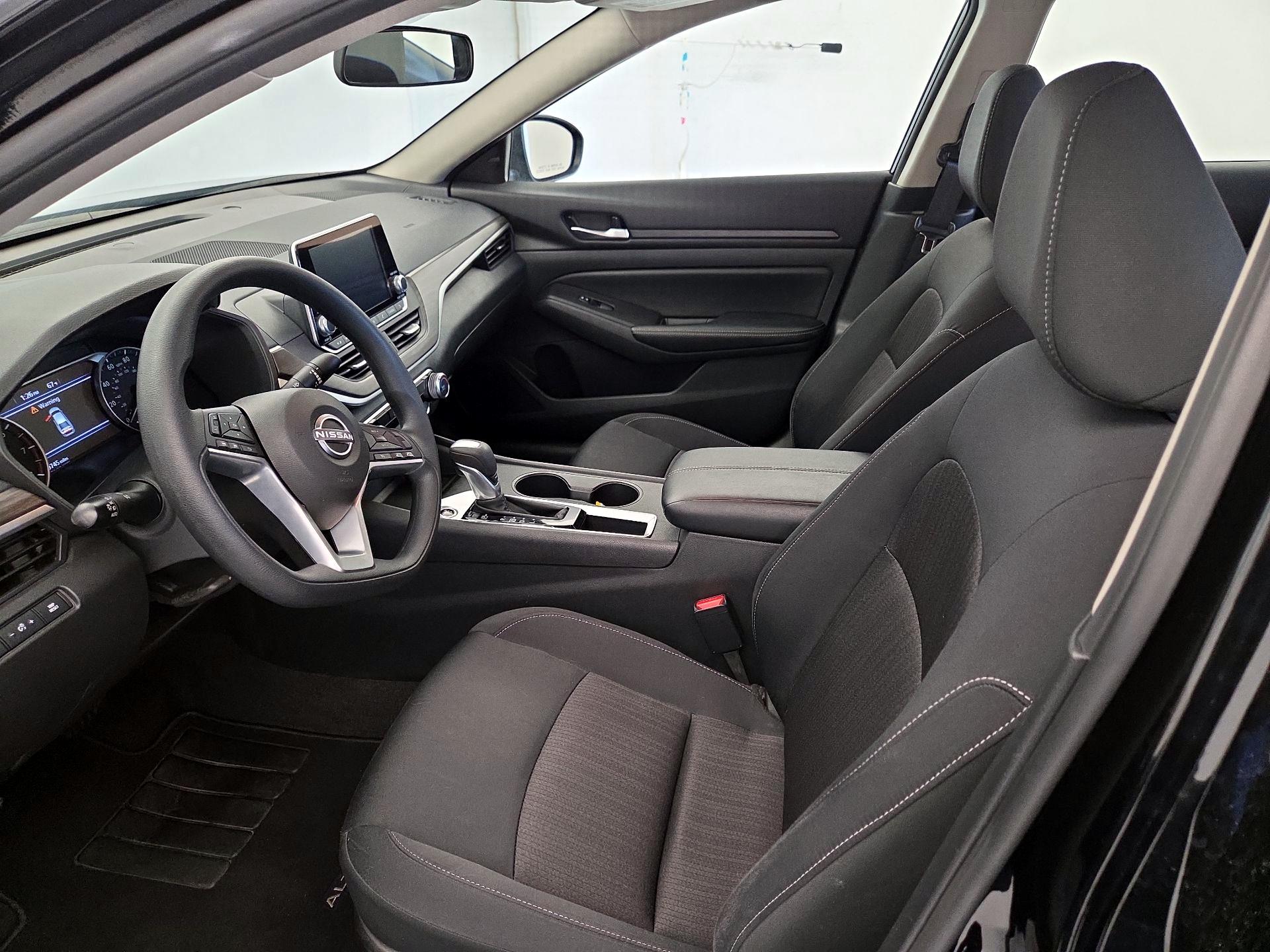 Thumbnail: 2025 Nissan Altima - 11