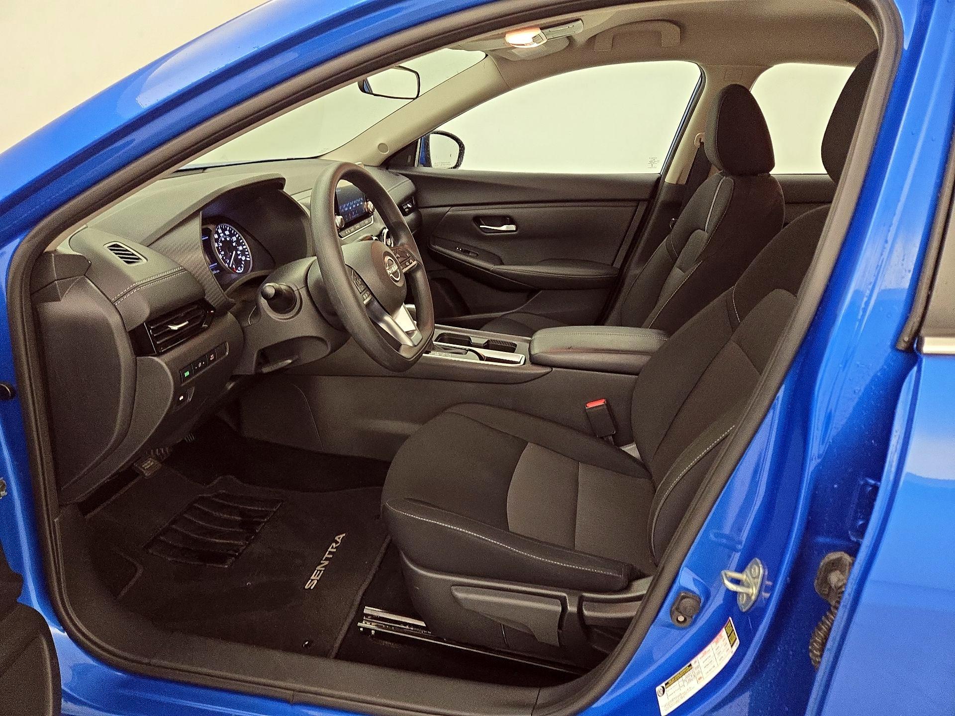 Thumbnail: 2025 Nissan Sentra - 11