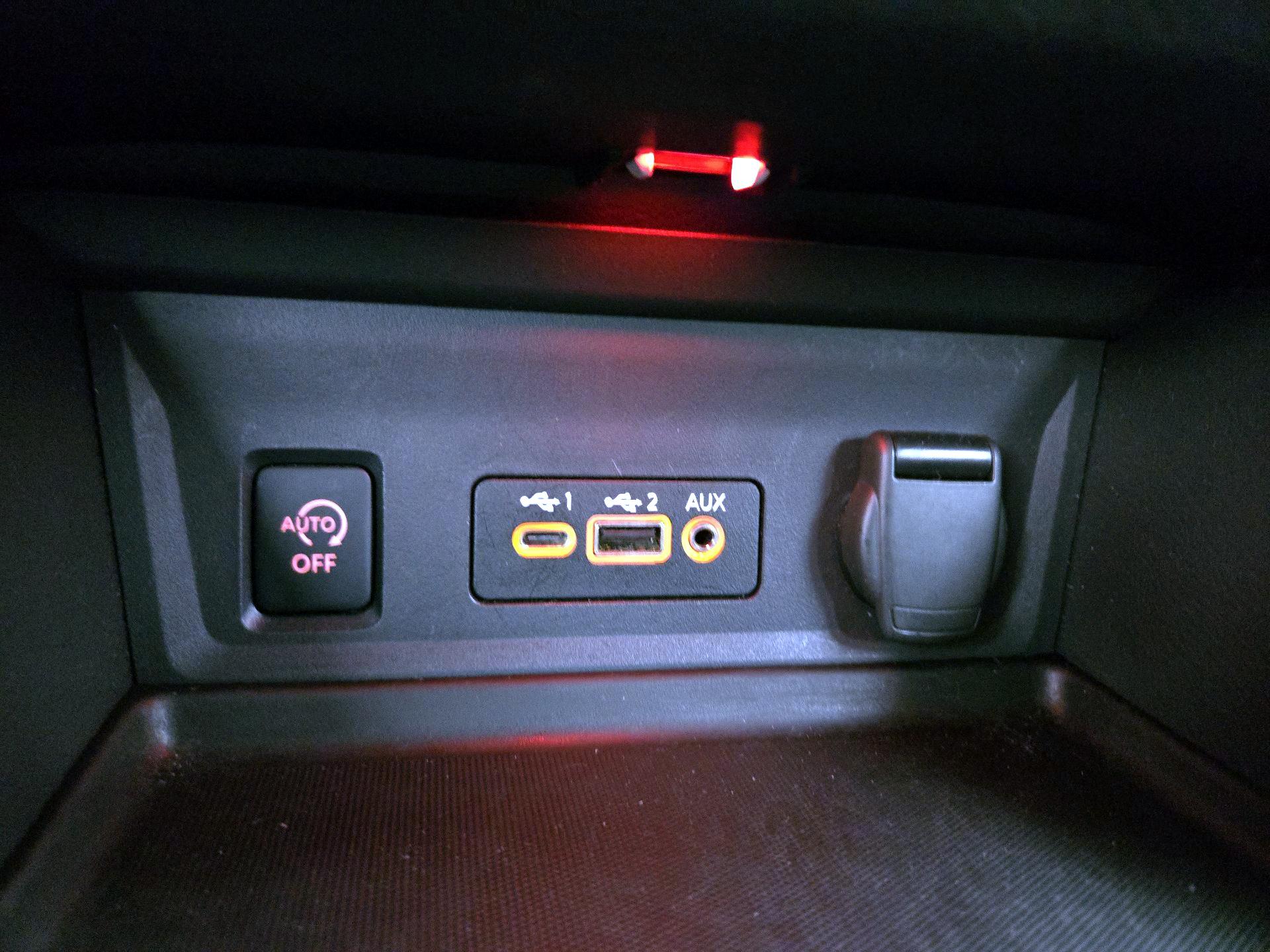 Thumbnail: 2025 Nissan Sentra - 18