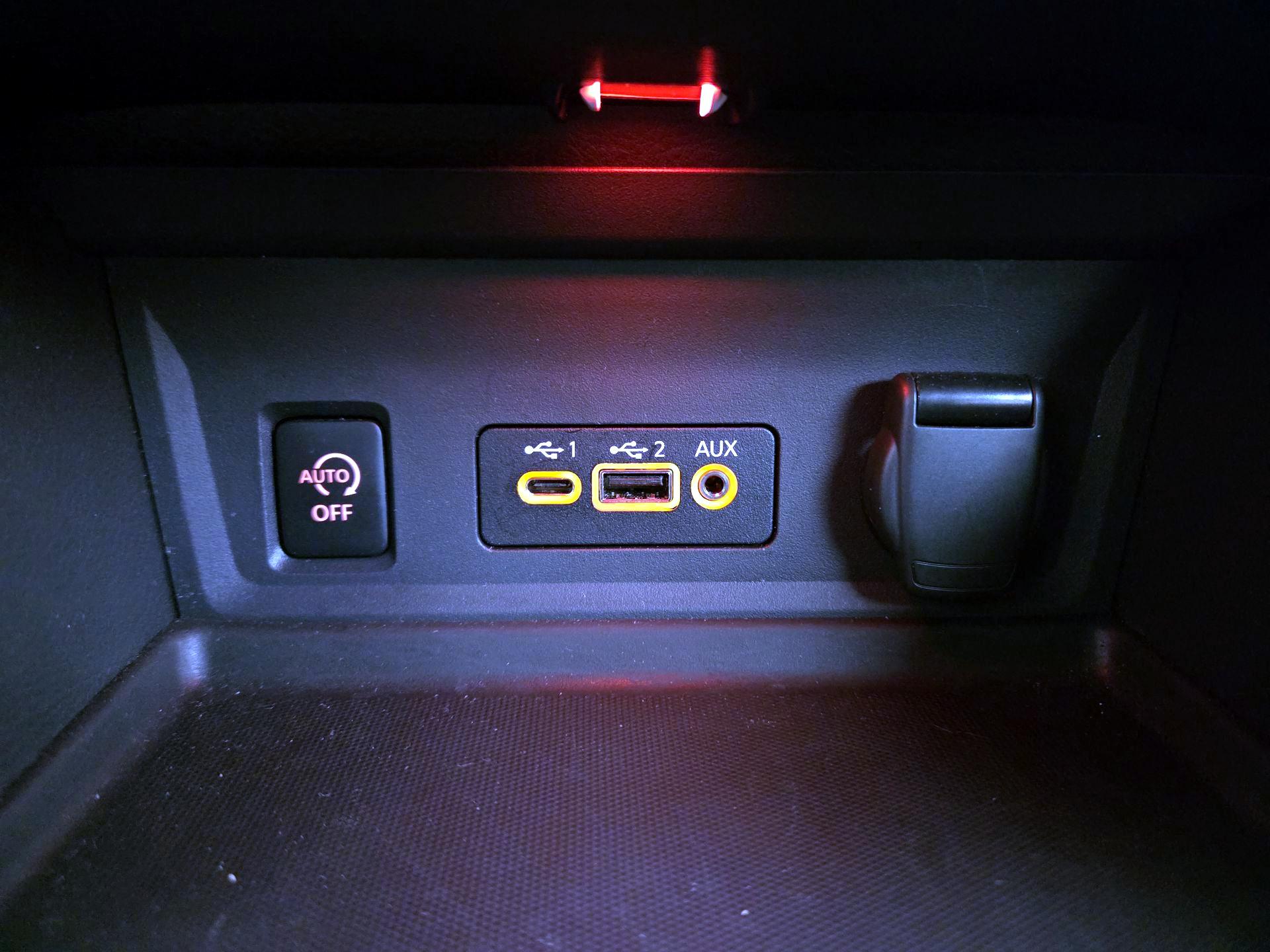 Thumbnail: 2025 Nissan Sentra - 18