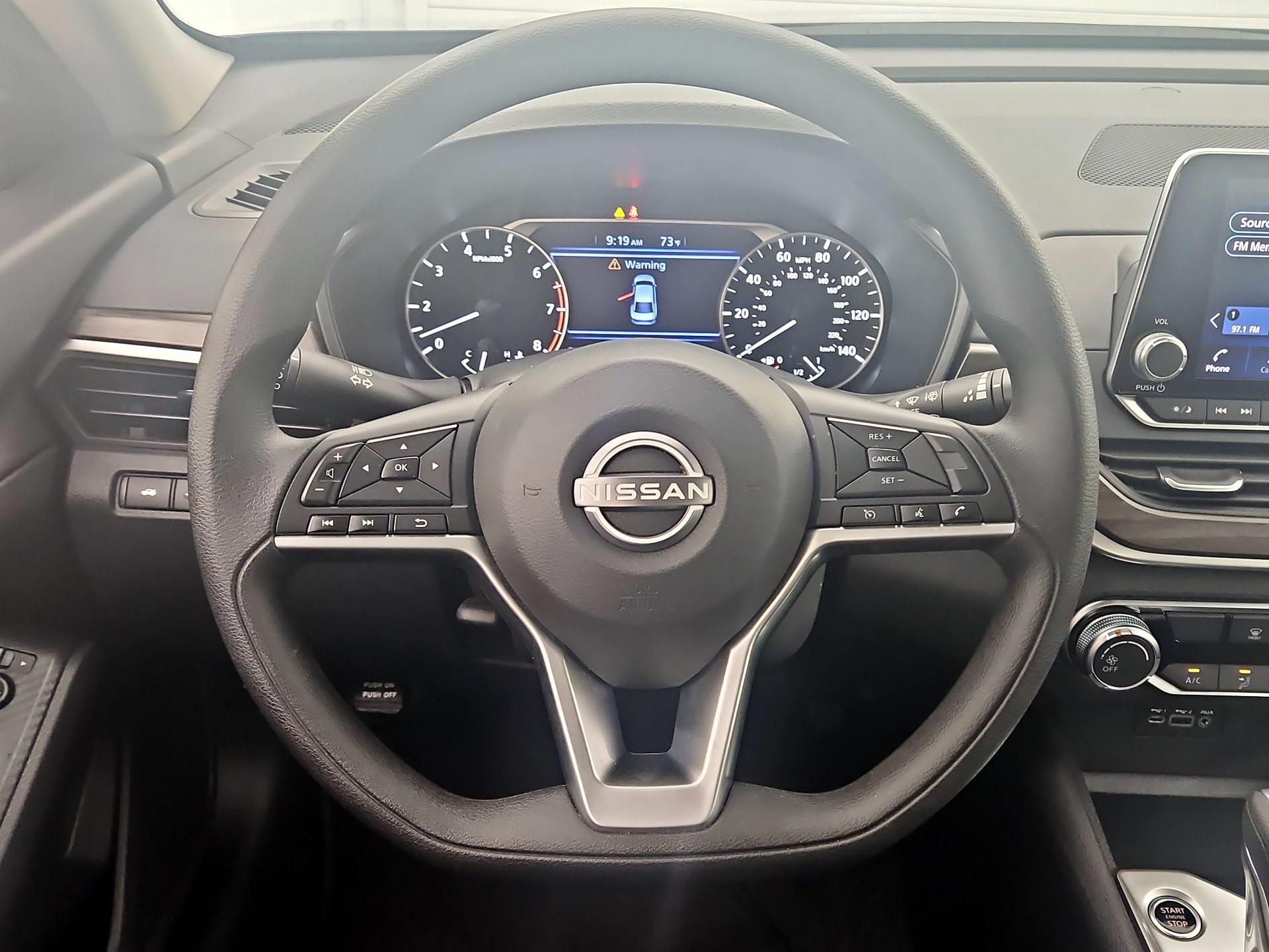 Thumbnail: 2025 Nissan Altima - 10