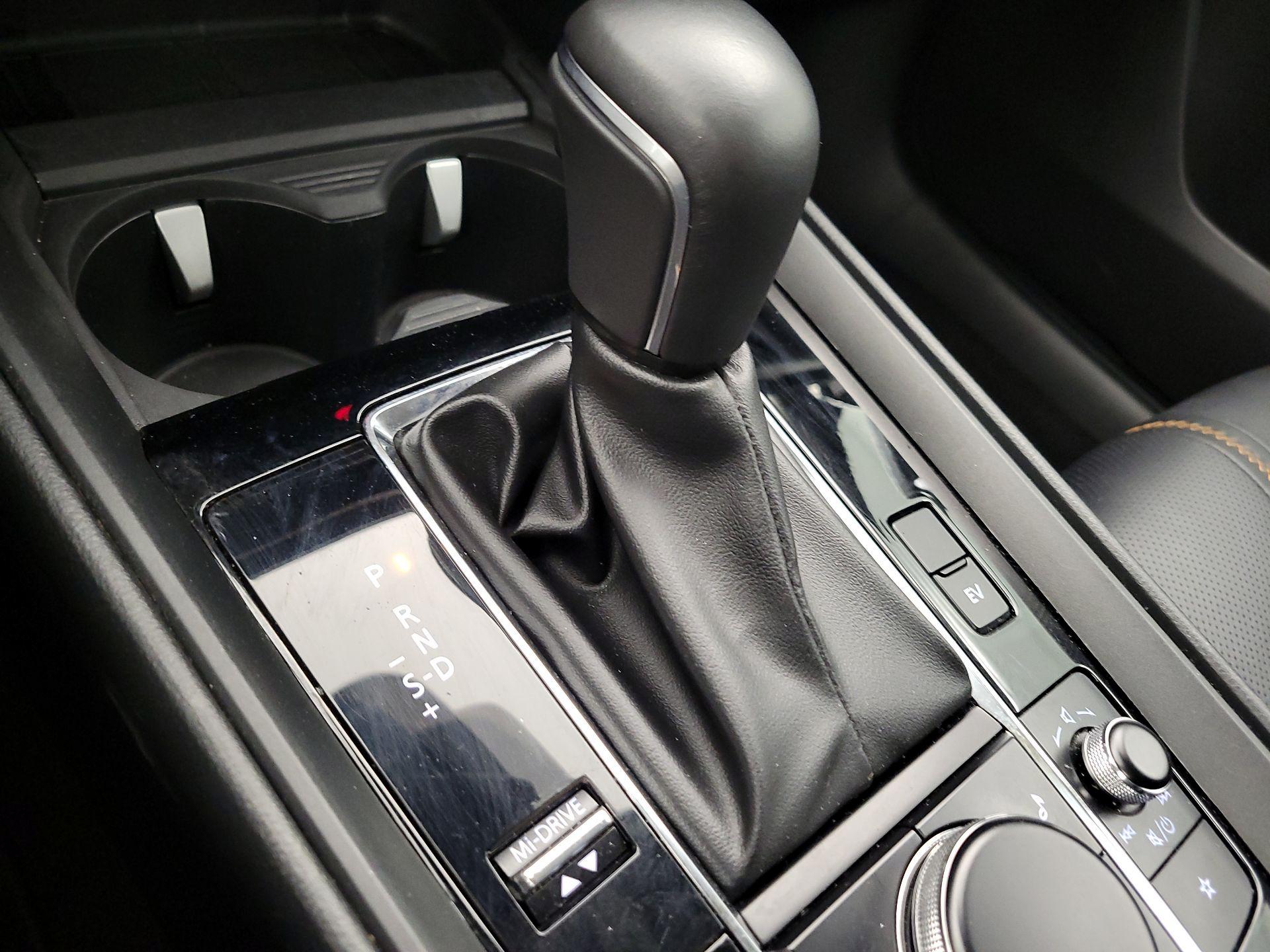 Thumbnail: 2025 Mazda CX-50 - 18