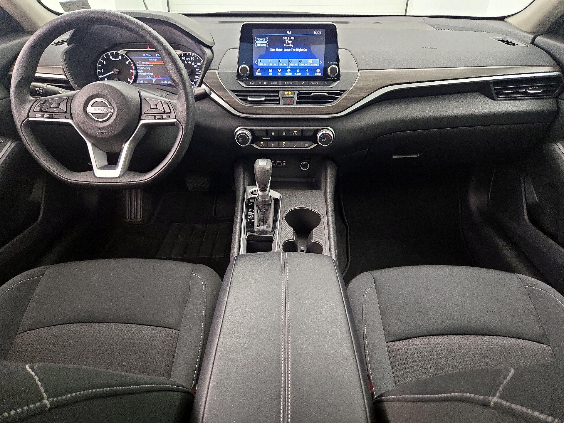 Thumbnail: 2025 Nissan Altima - 9