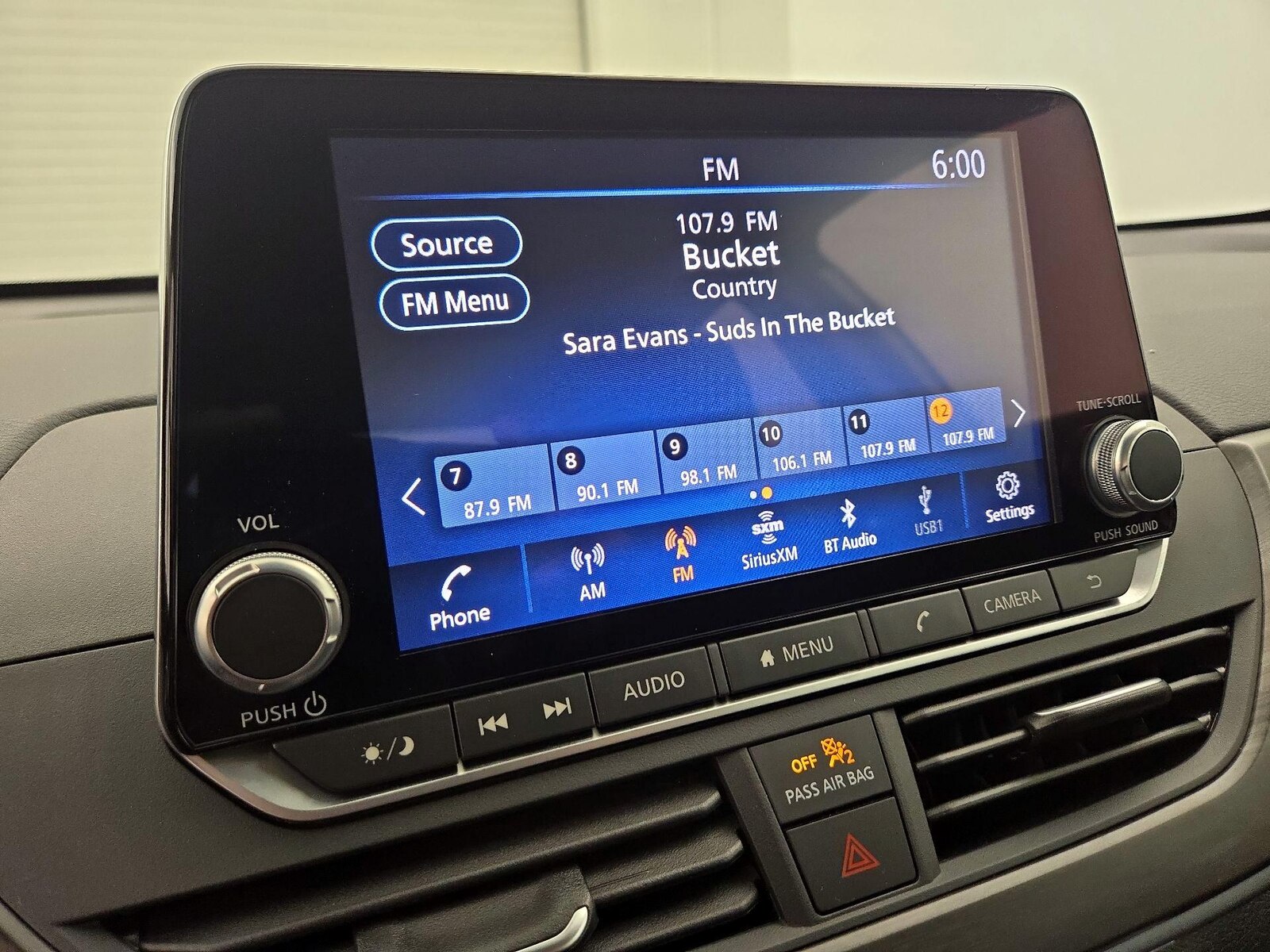 2025 Nissan Altima SV - Photo 16