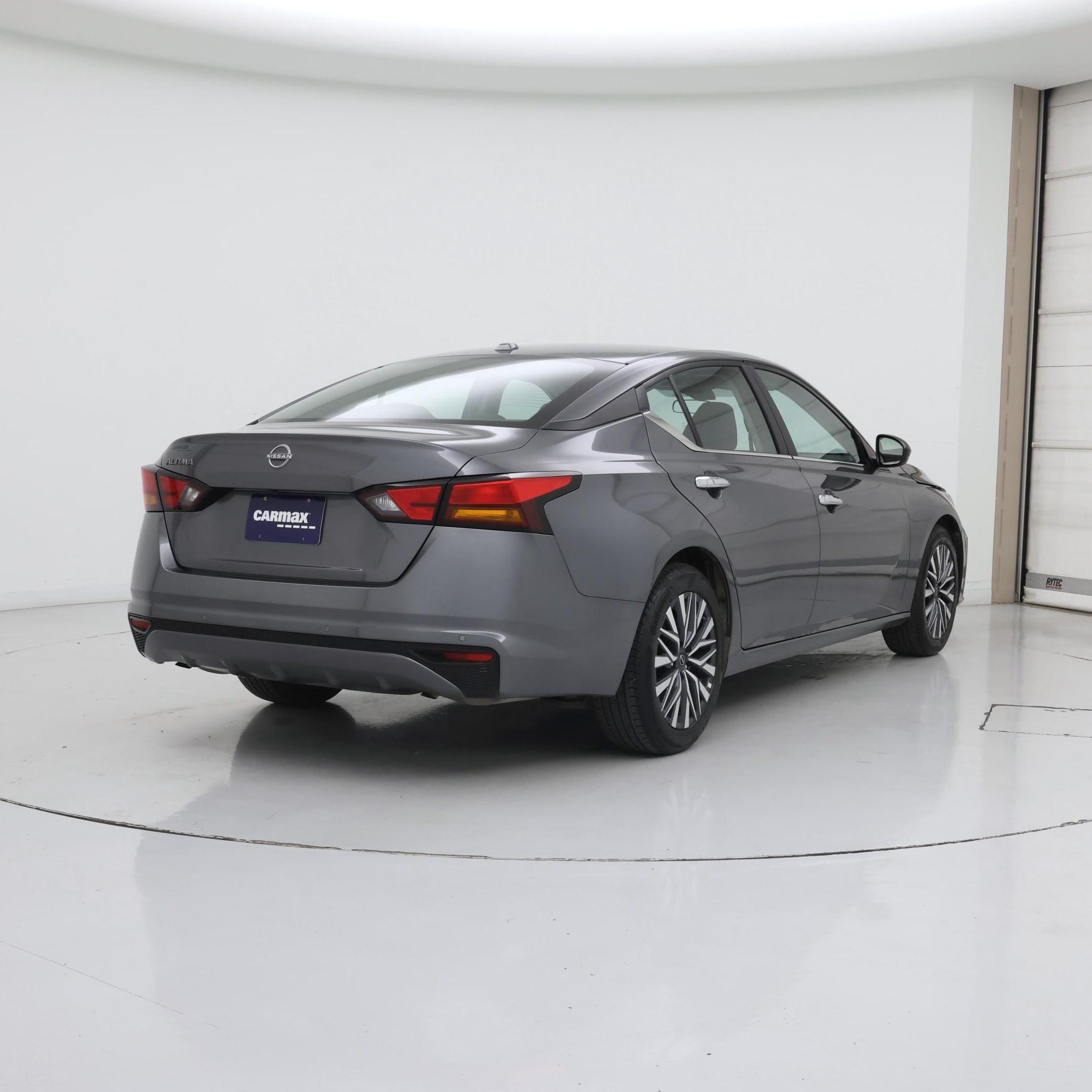 Thumbnail: 2025 Nissan Altima - 8