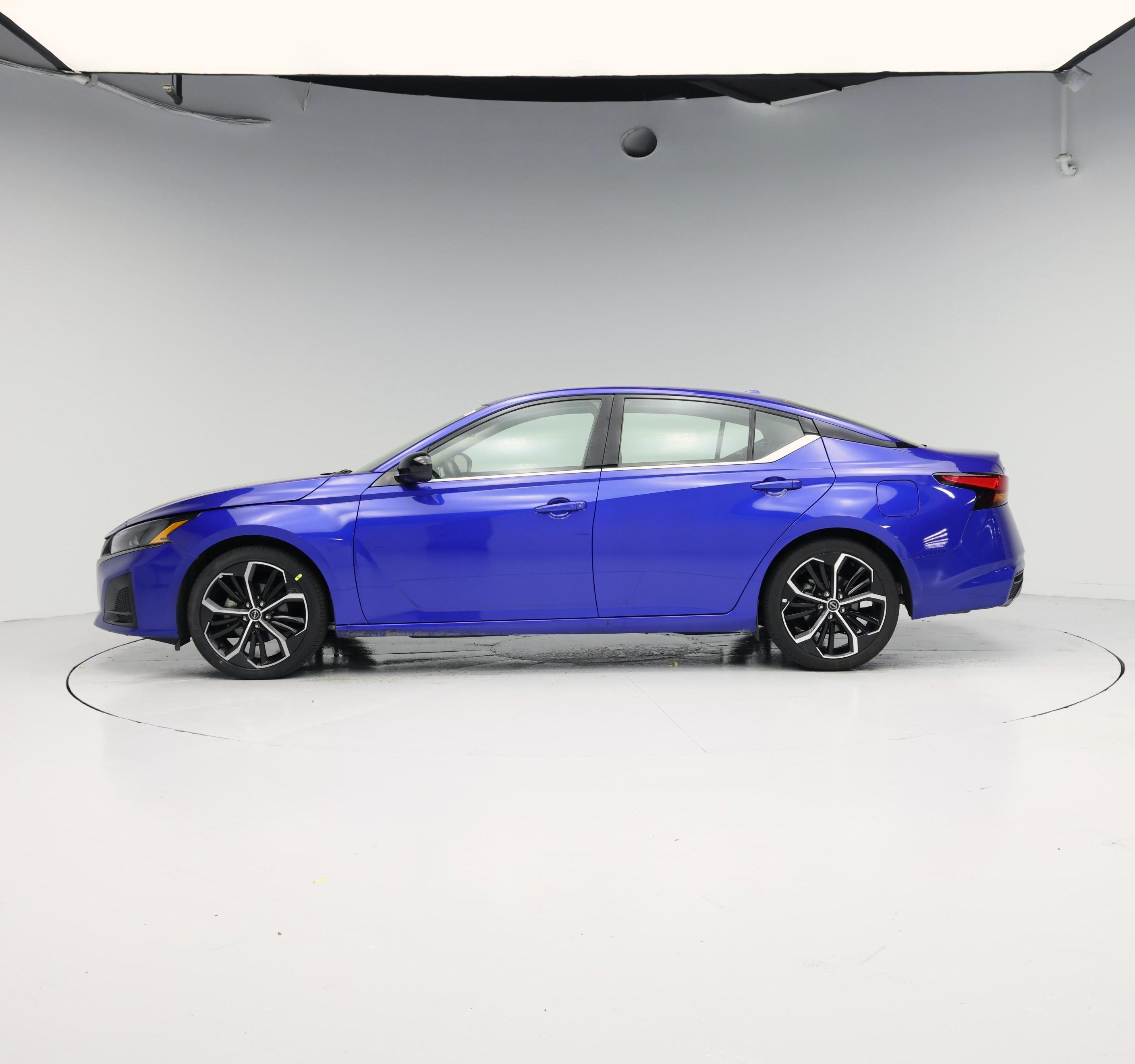 Thumbnail: 2025 Nissan Altima - 3