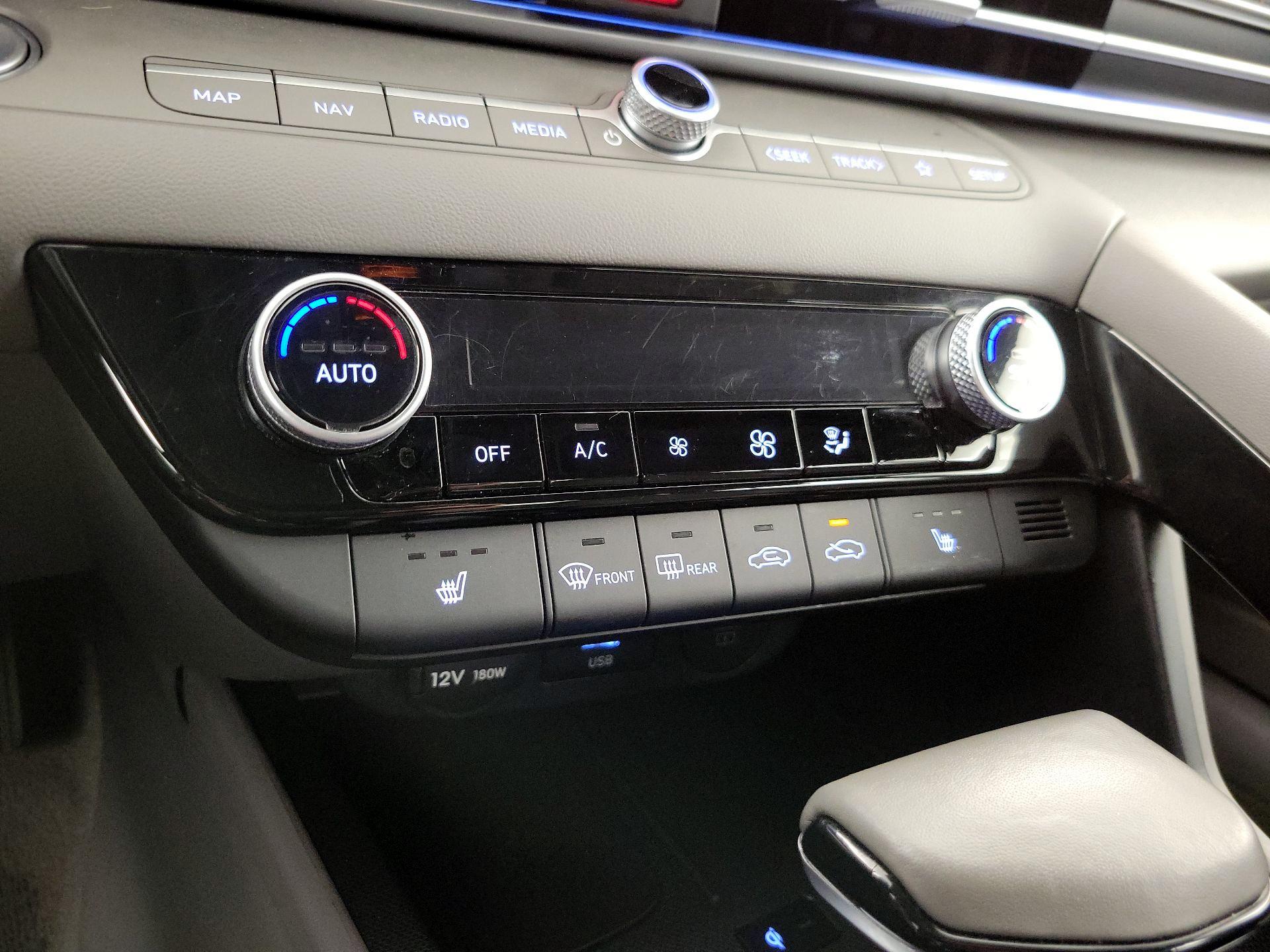 Thumbnail: 2025 Hyundai Elantra - 17