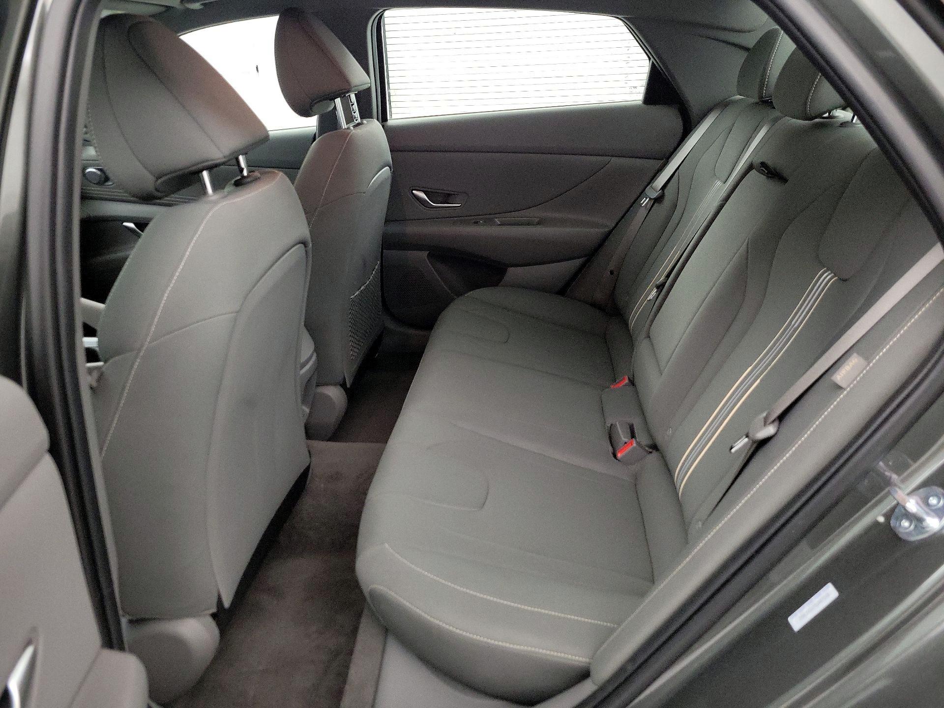 Thumbnail: 2025 Hyundai Elantra - 20