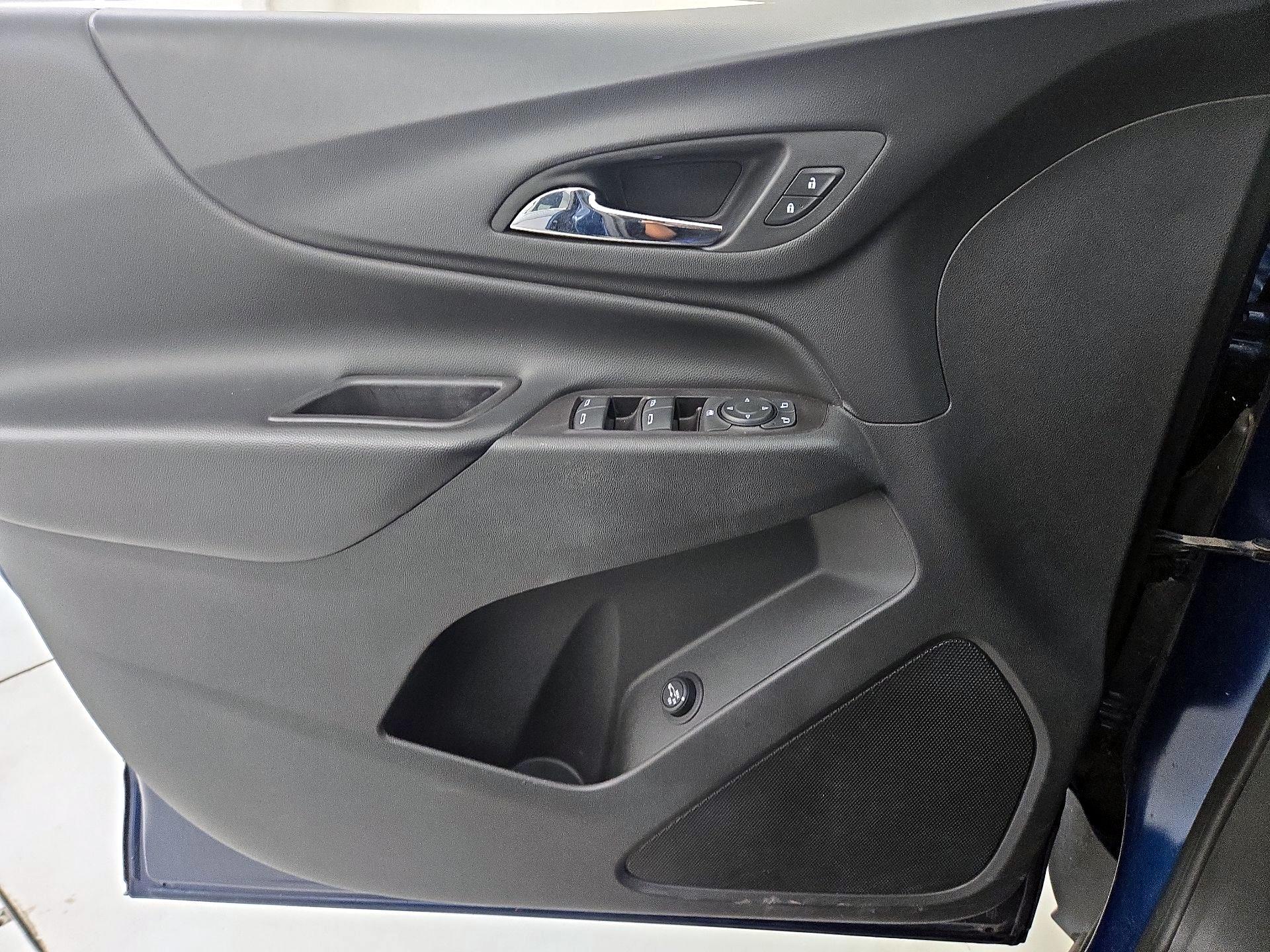 Thumbnail: 2020 Chevrolet Equinox - 12