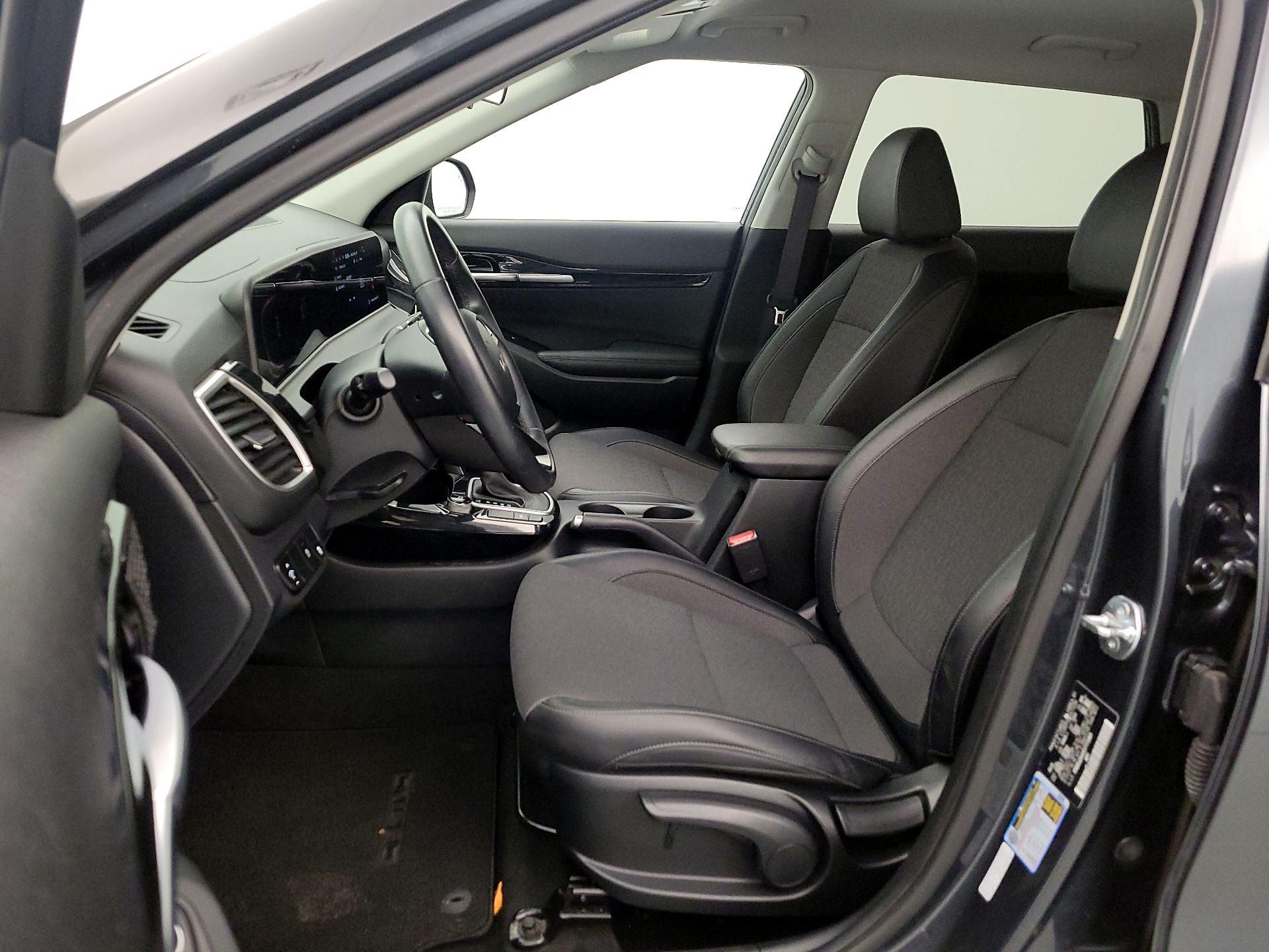 Thumbnail: 2025 Kia Seltos - 11