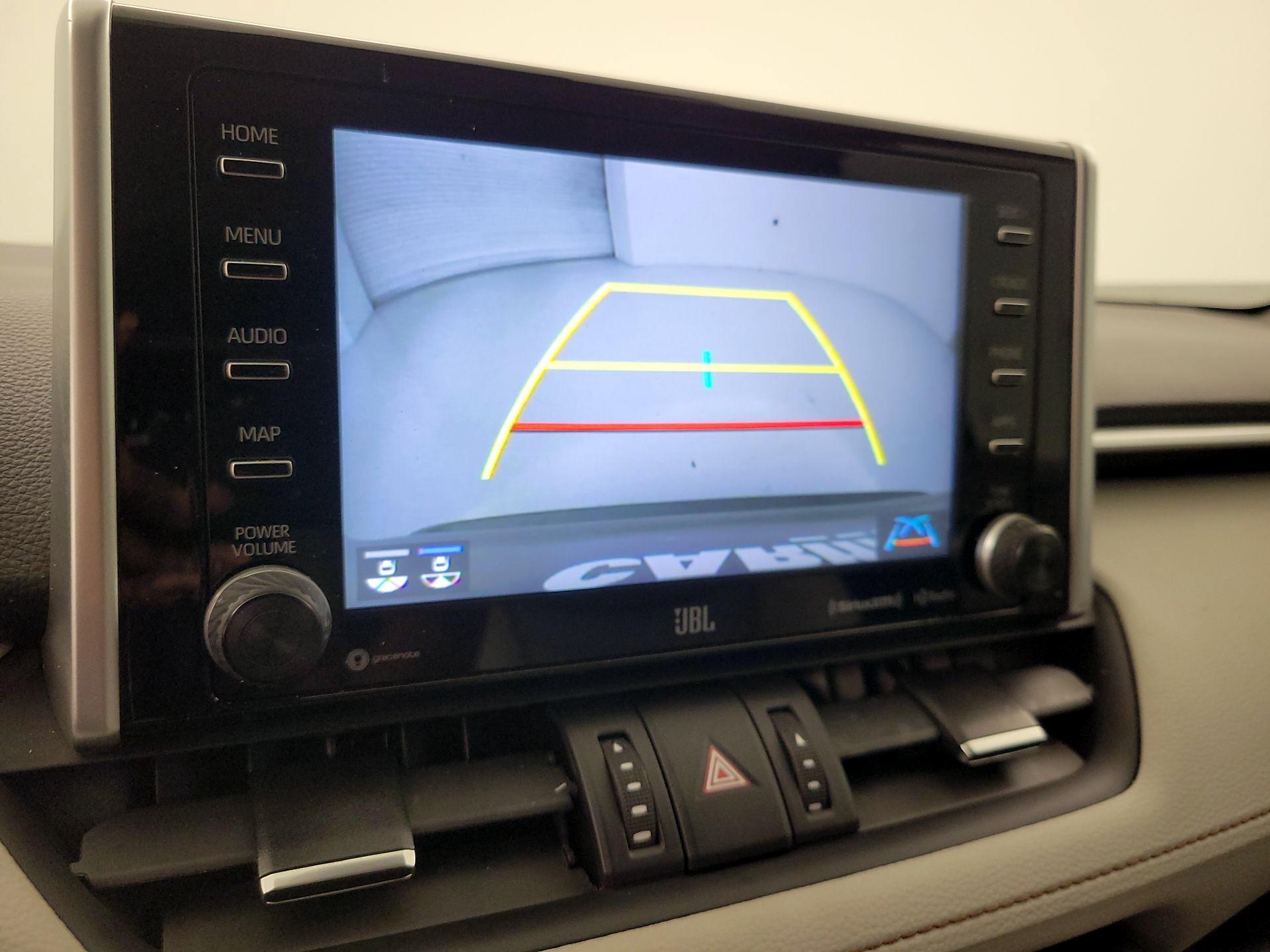 Thumbnail: 2021 Toyota RAV4 - 14