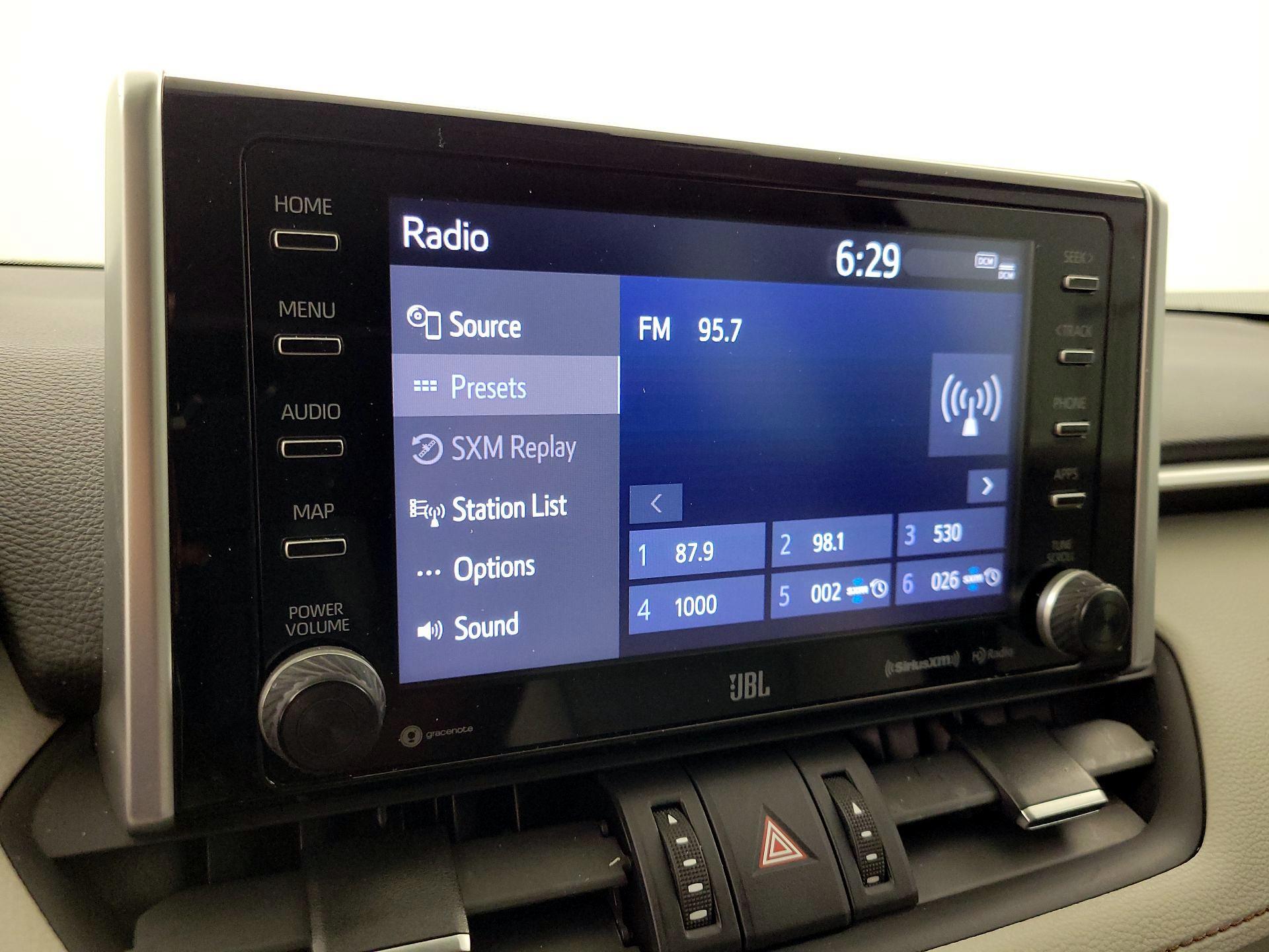 Thumbnail: 2021 Toyota RAV4 - 15