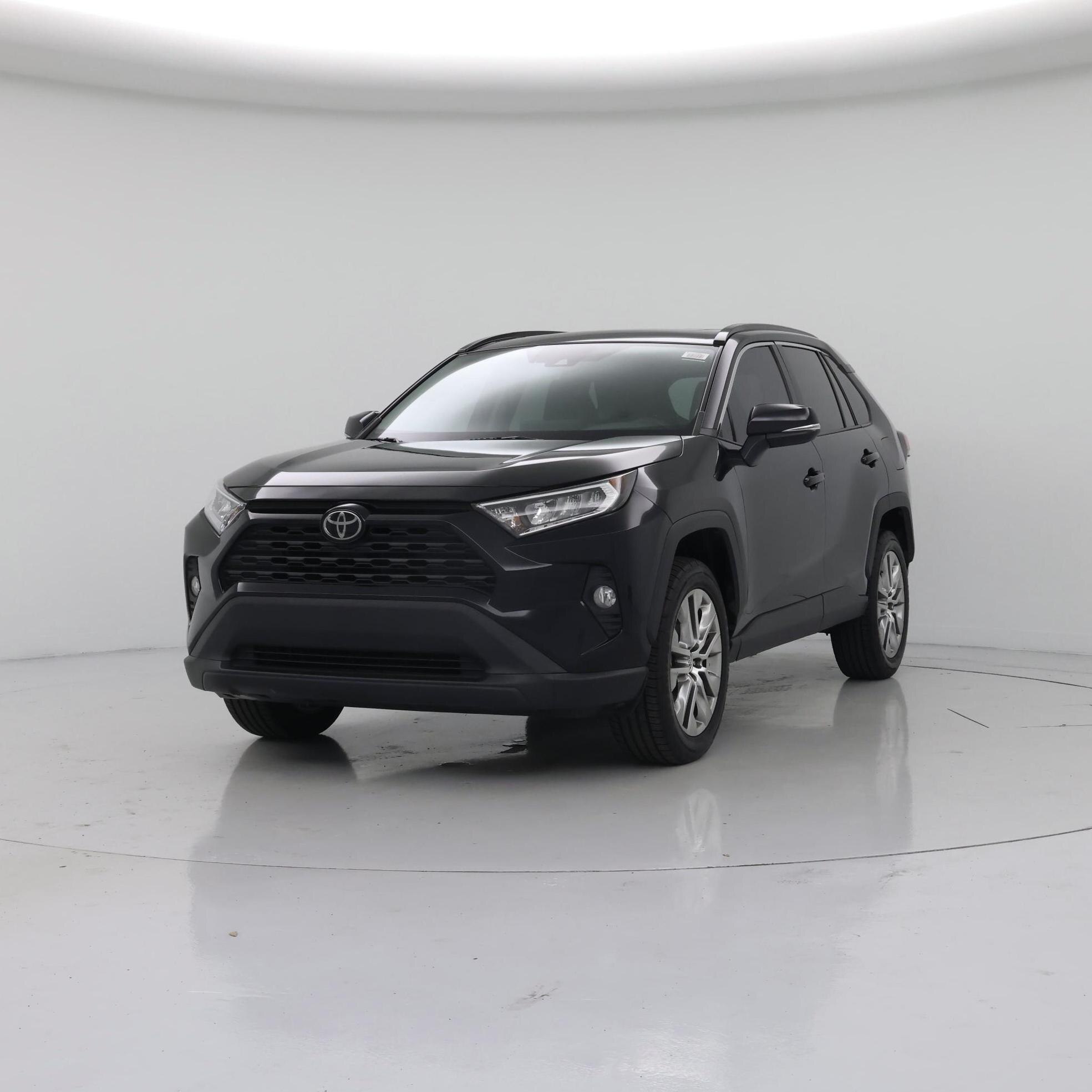 Thumbnail: 2021 Toyota RAV4 - 4
