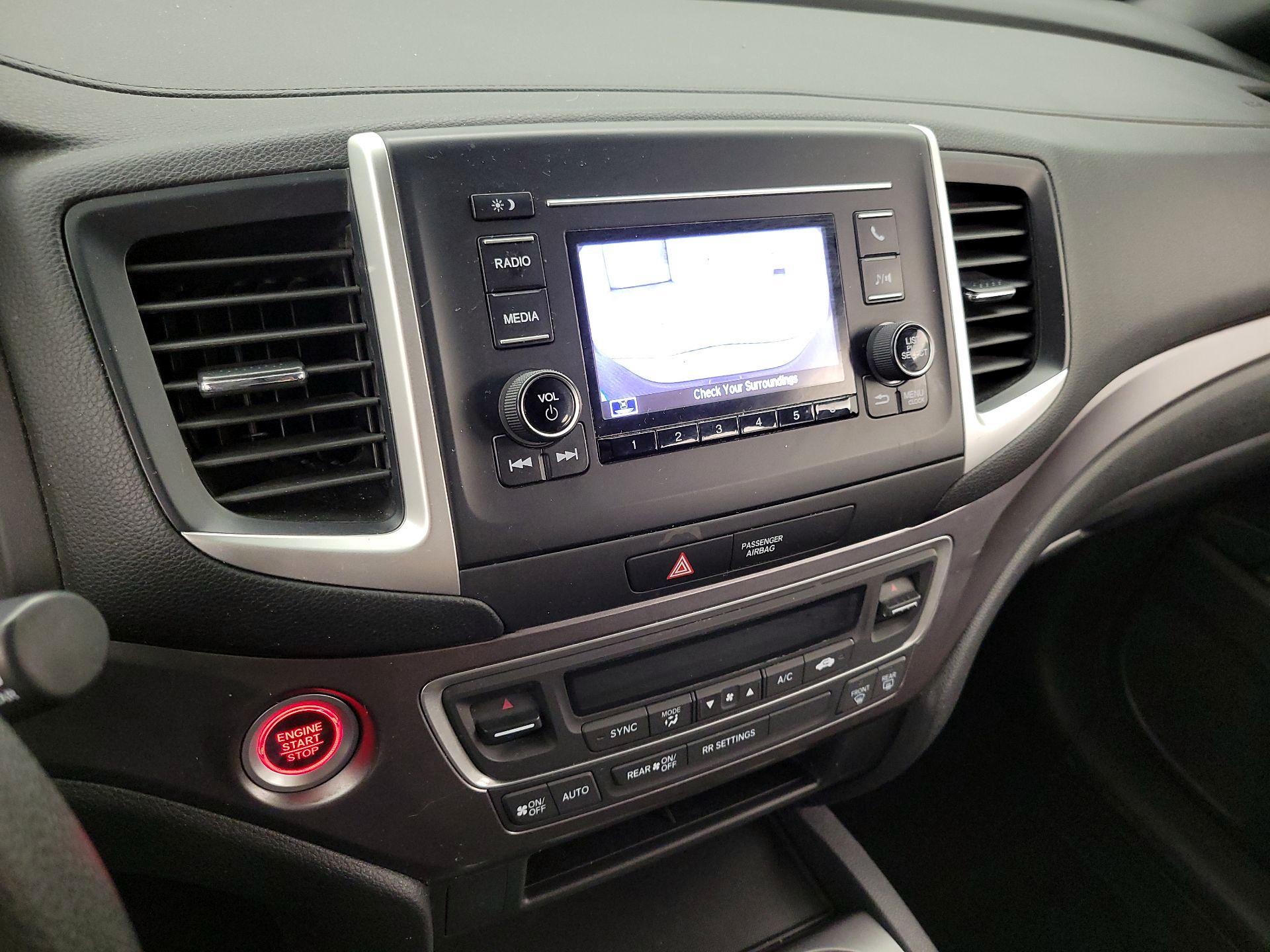 Thumbnail: 2019 Honda Passport - 14