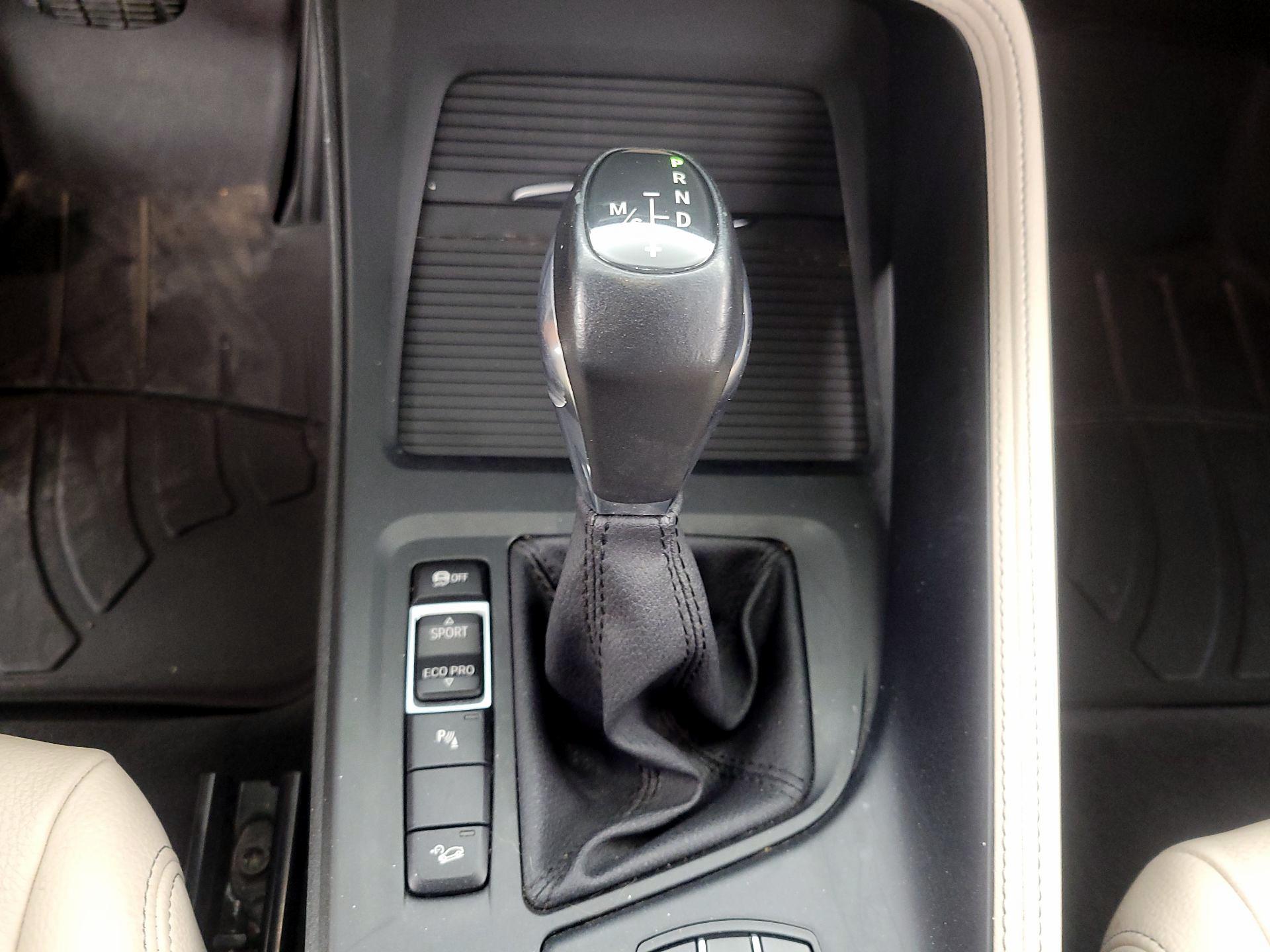 Thumbnail: 2018 BMW X1 - 18