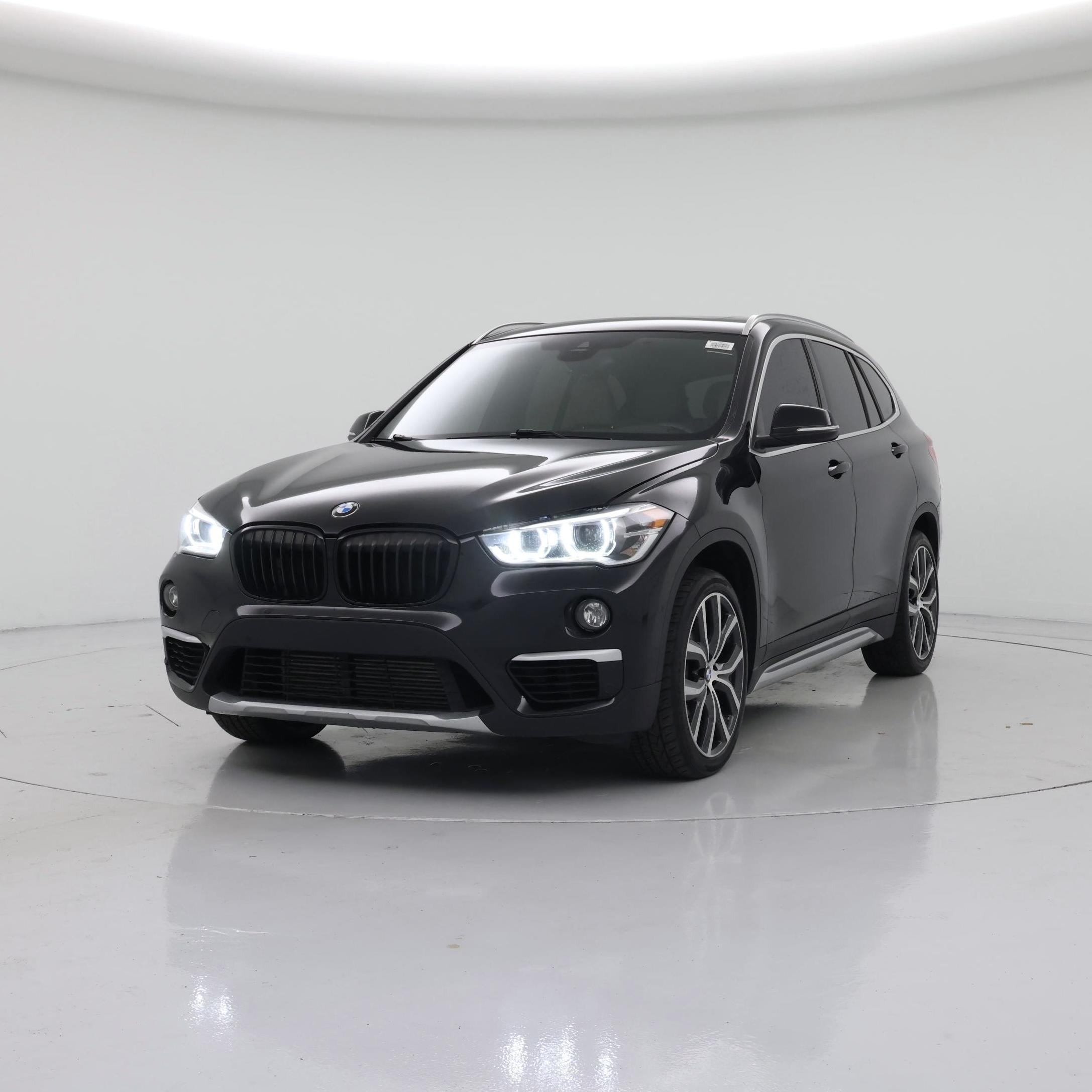 Thumbnail: 2018 BMW X1 - 4