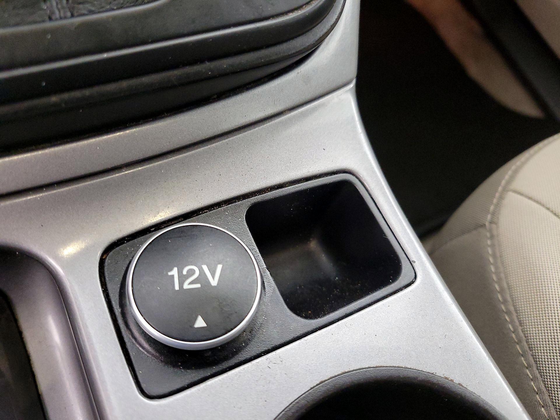 Thumbnail: 2016 Ford Escape - 18