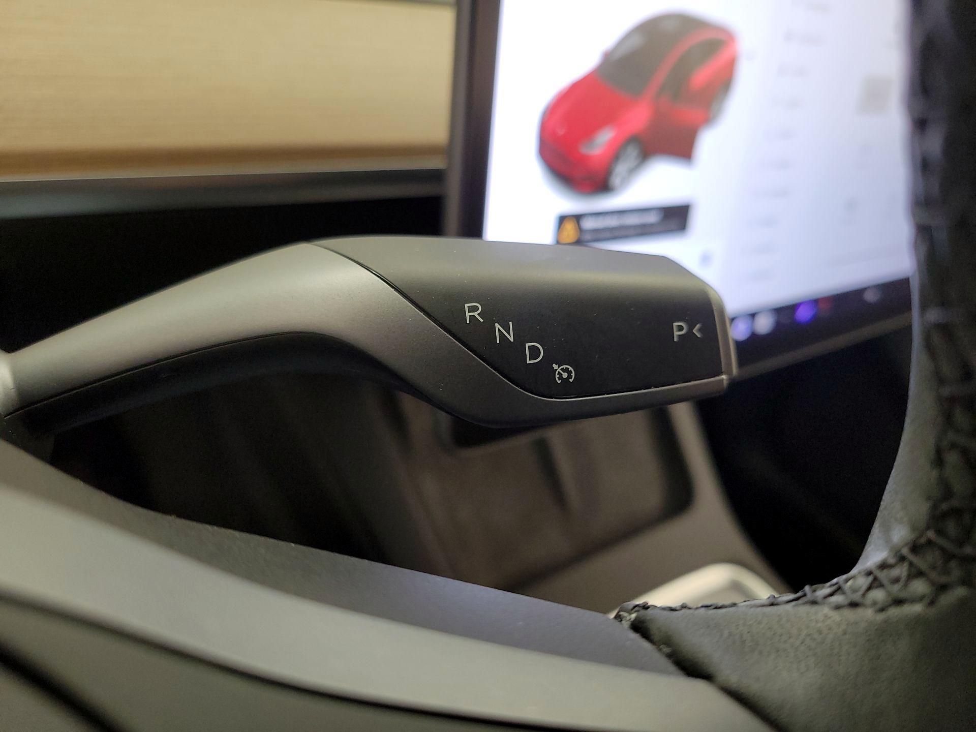 Thumbnail: 2022 Tesla Model Y - 17