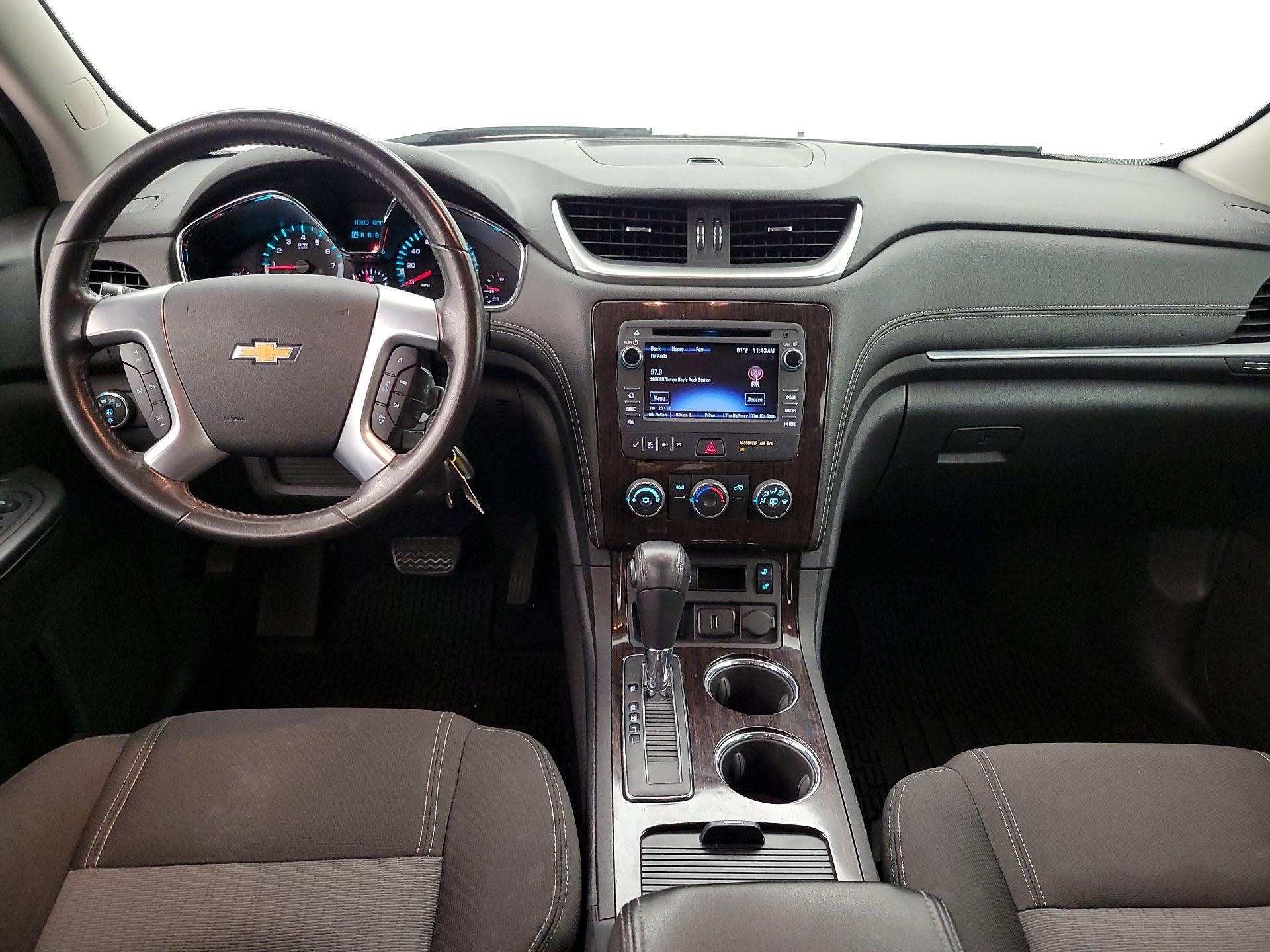 Thumbnail: 2017 Chevrolet Traverse - 9