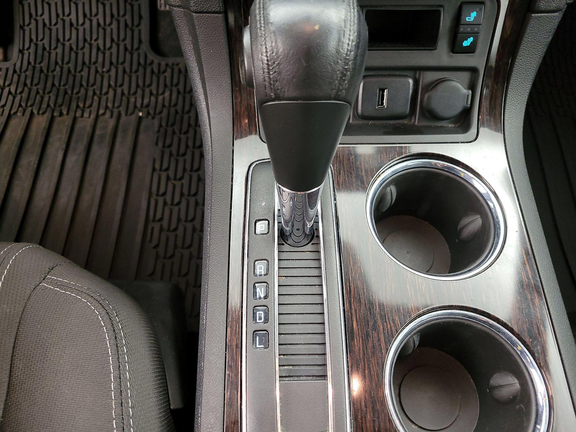 Thumbnail: 2017 Chevrolet Traverse - 17