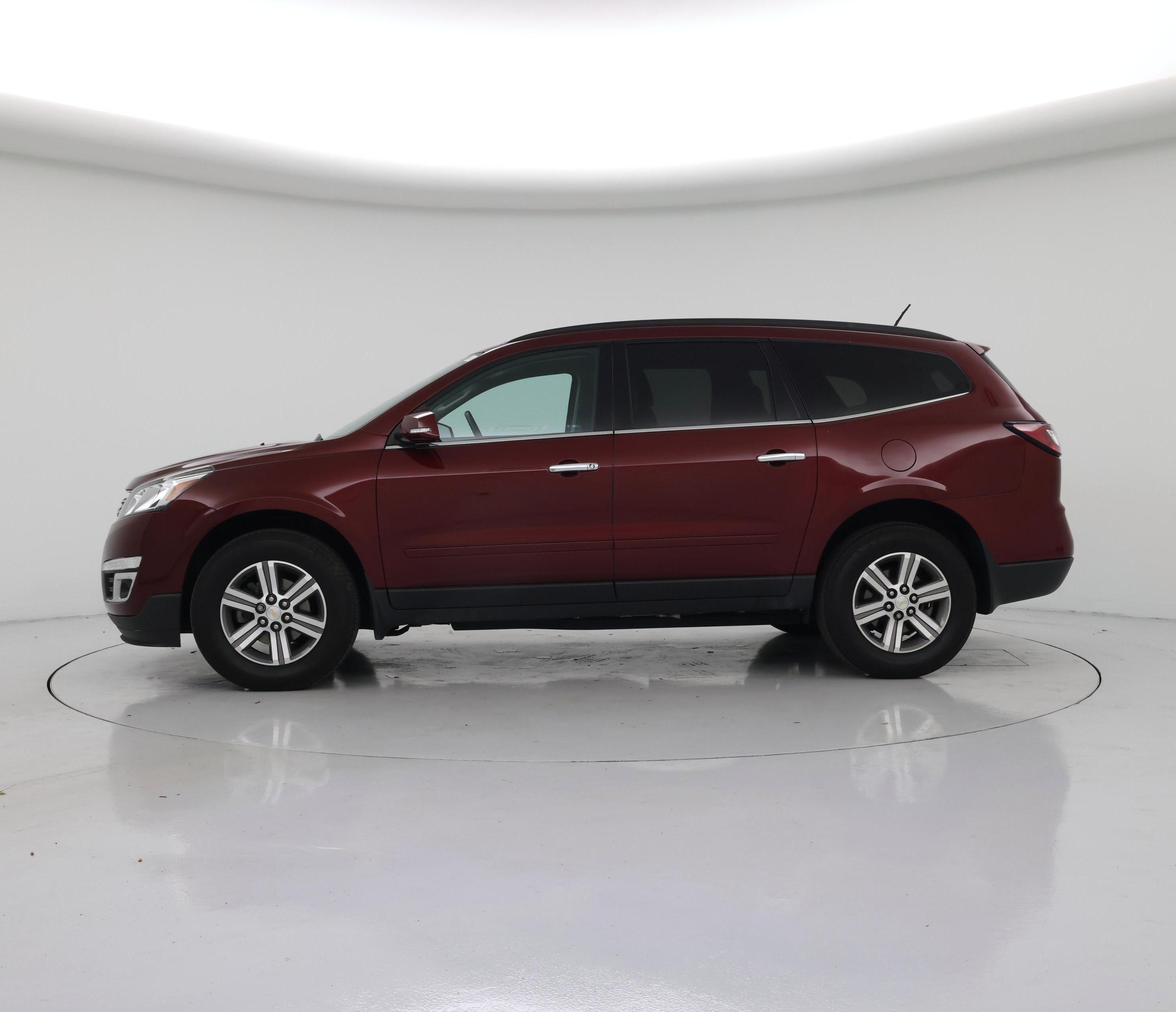 Thumbnail: 2017 Chevrolet Traverse - 3